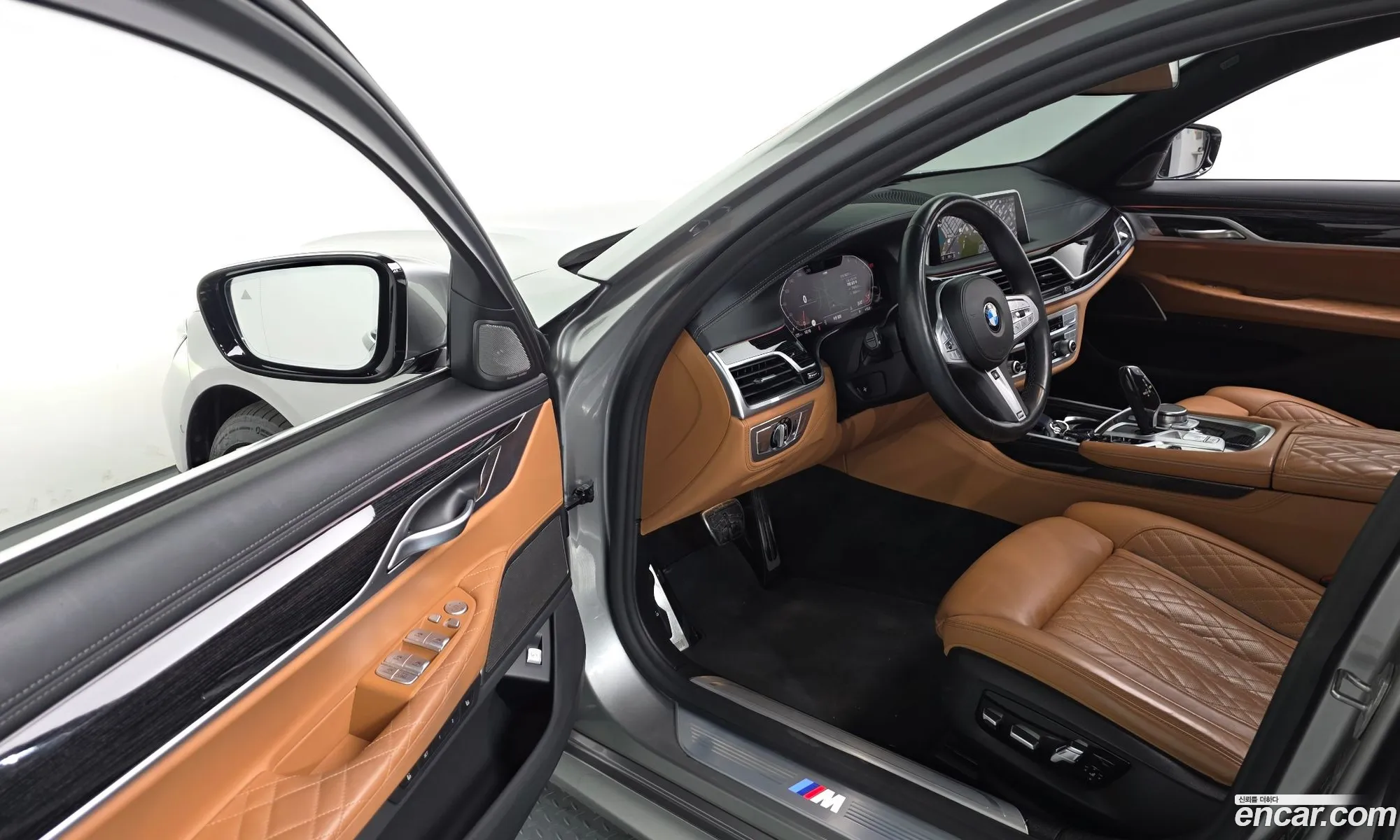 BMW 7 Series 2021 — 15