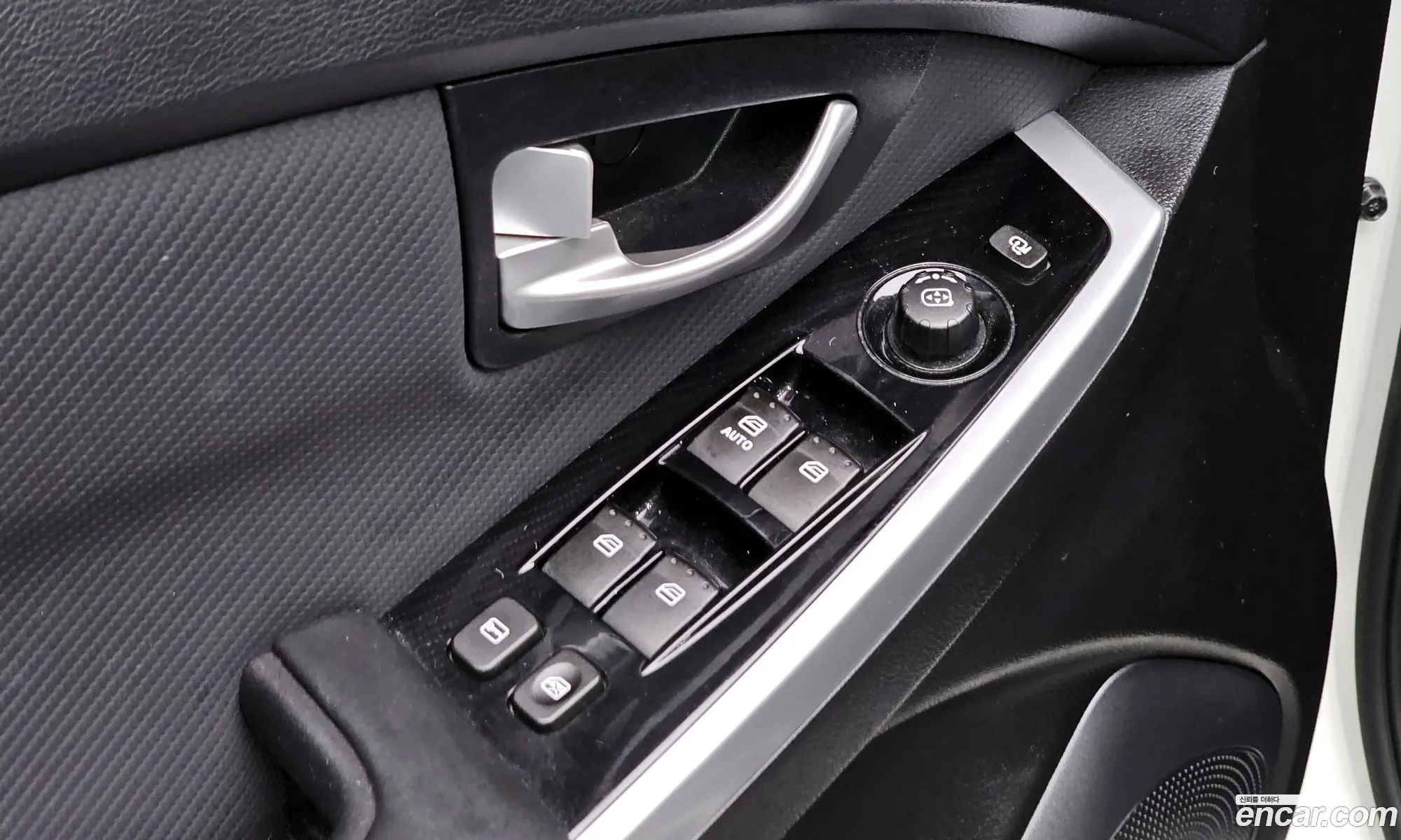 KG Mobility (SsangYong) Style Korando C 2018 — 20