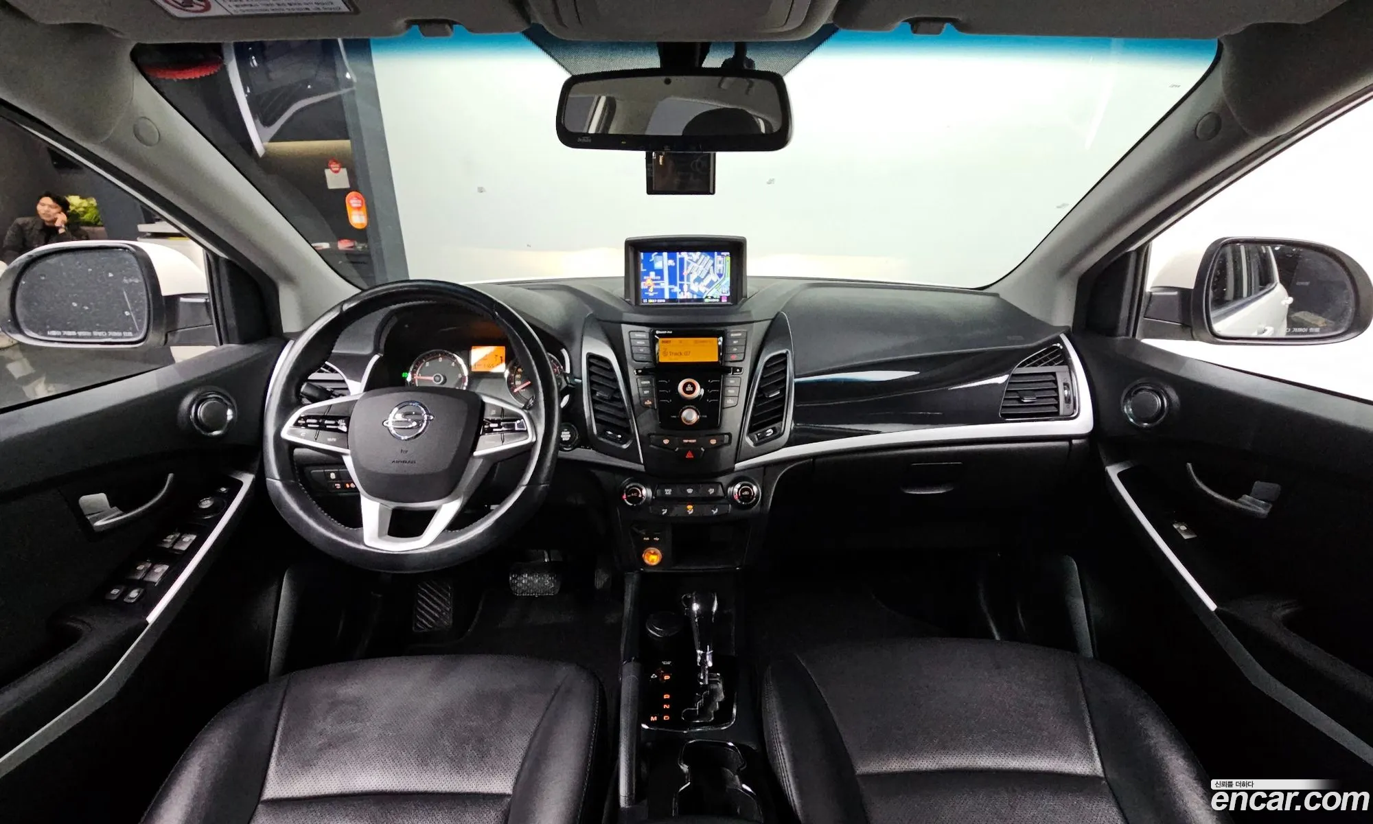 KG Mobility (SsangYong) Style Korando C 2018 — 13