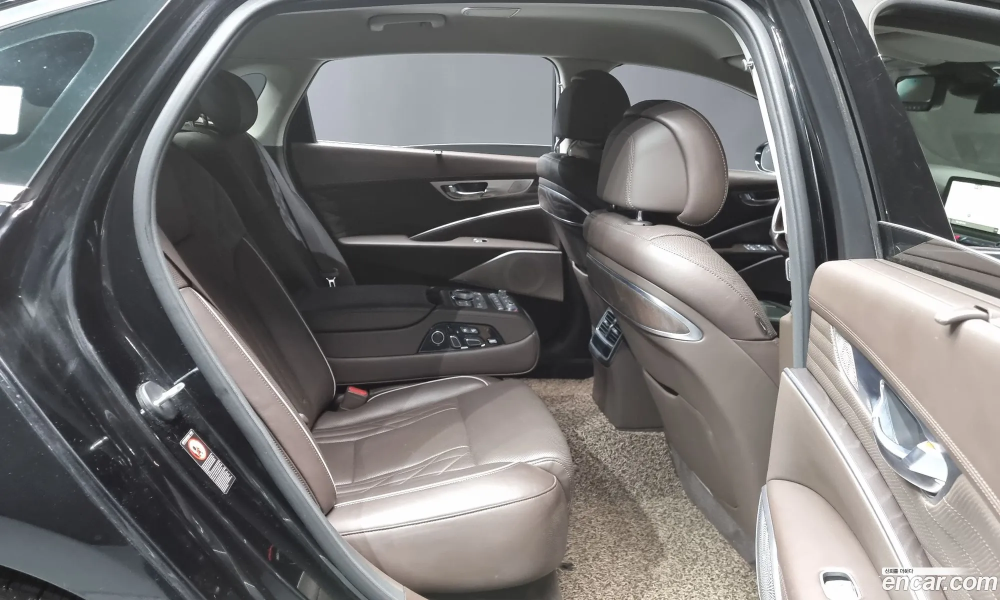 Kia The K9 2018 — 9