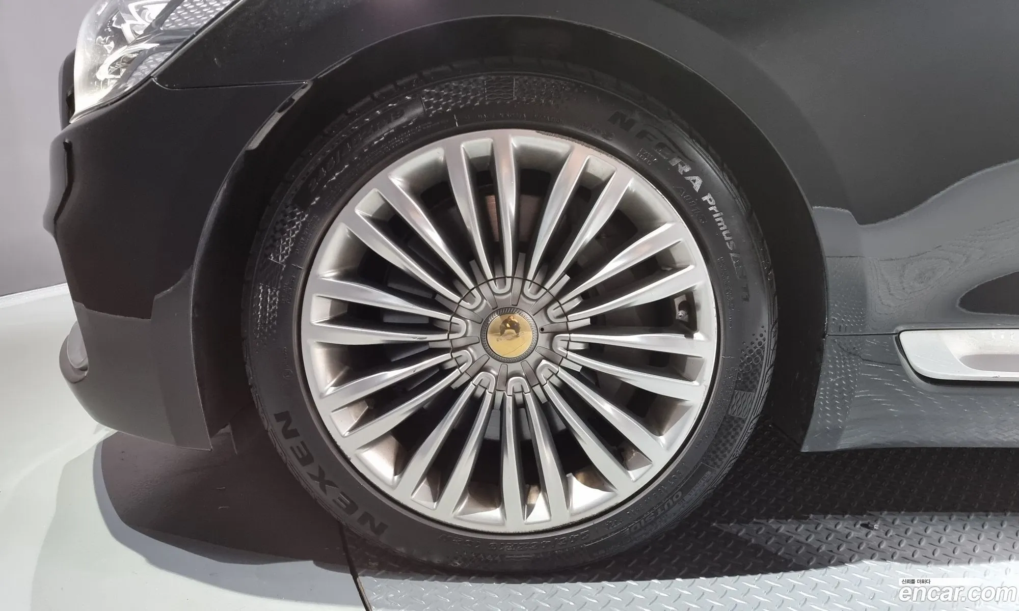 Kia The K9 2018 — 19