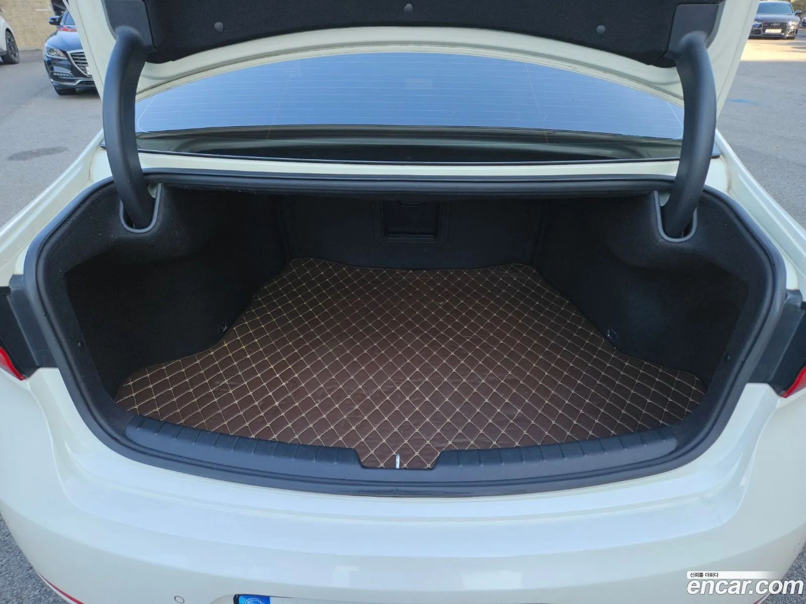 Kia K7 2016 — 14