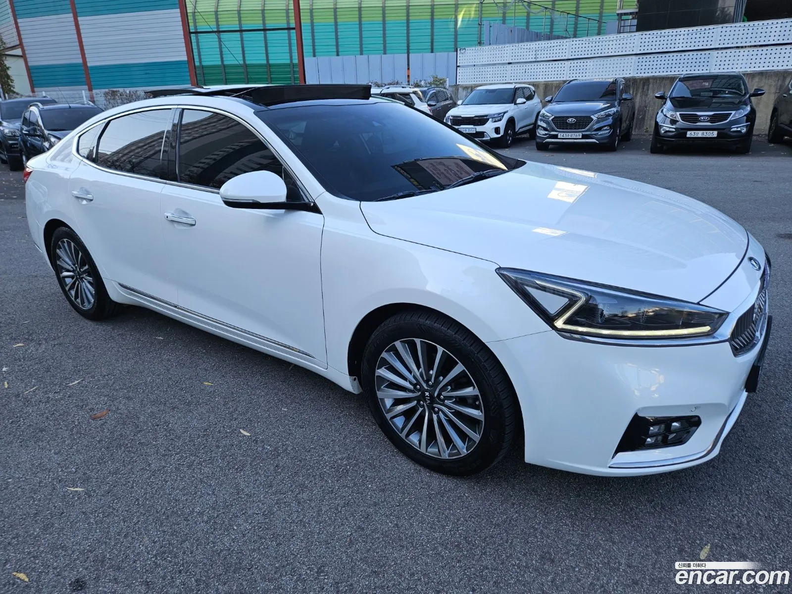Kia K7 2016 — 10