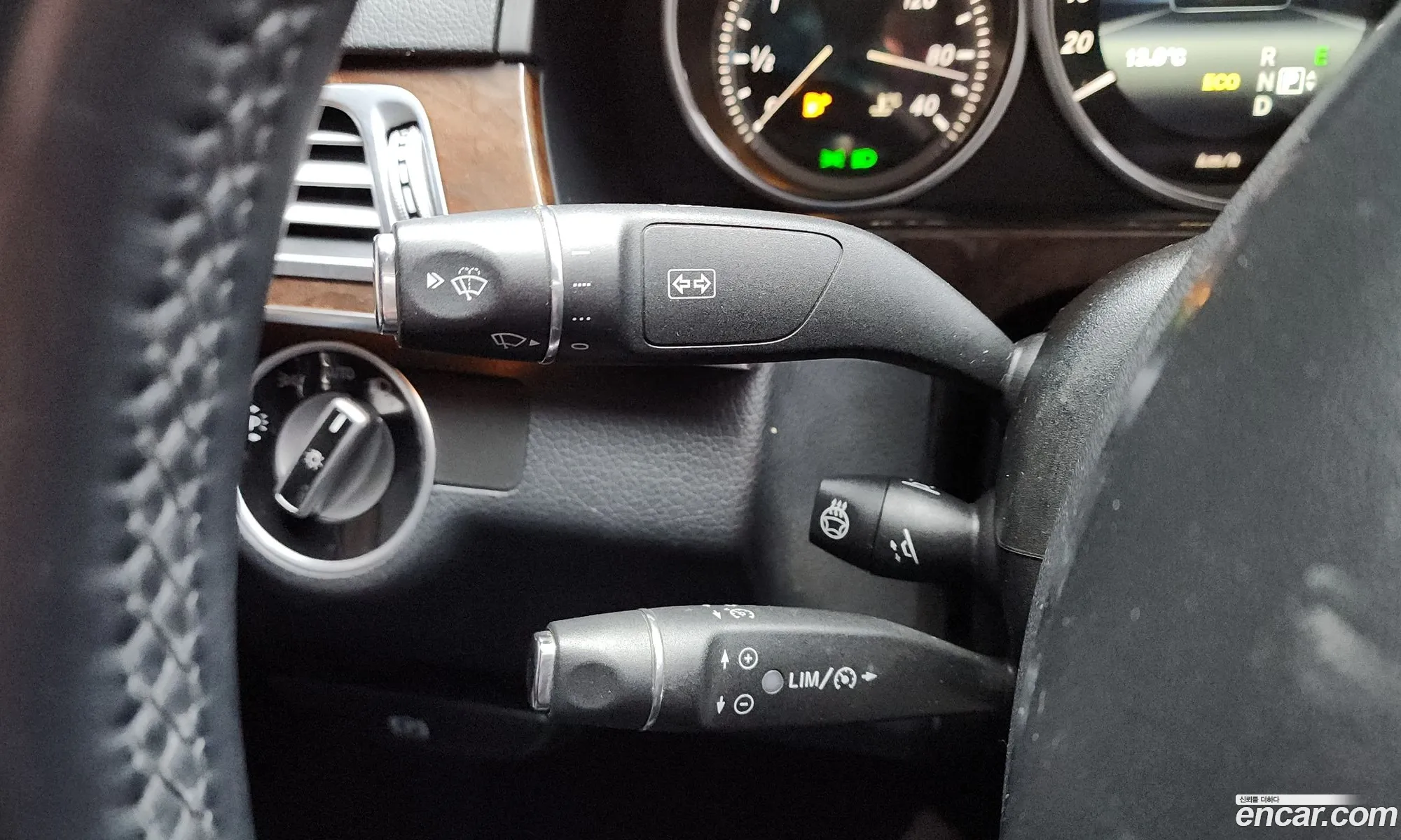 Mercedes-Benz E-Class W212 2014 WDDHF3EBXEA895887 — 8