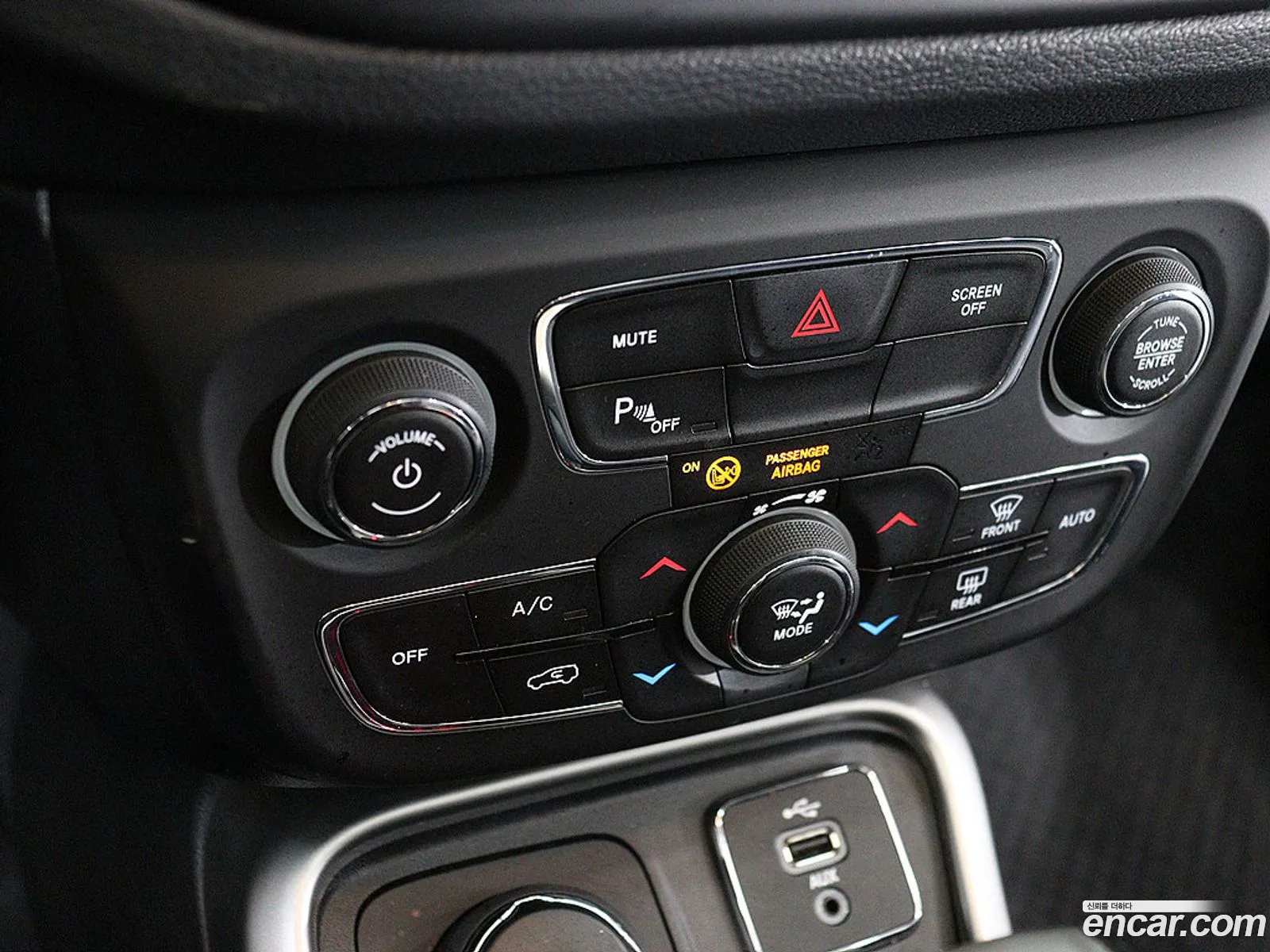 Jeep Compass 2019 — 19