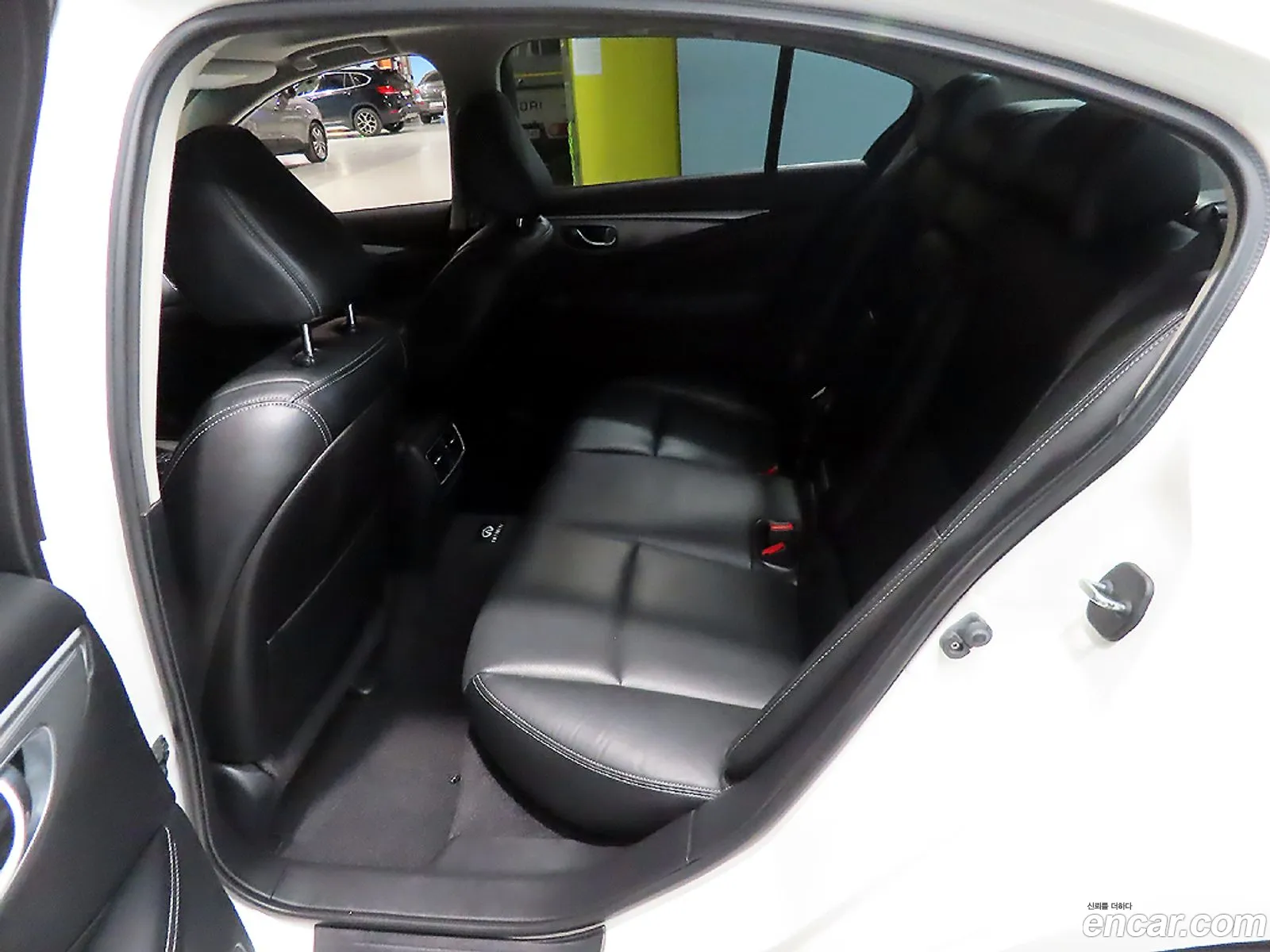 Infiniti Q50 2015 — 11