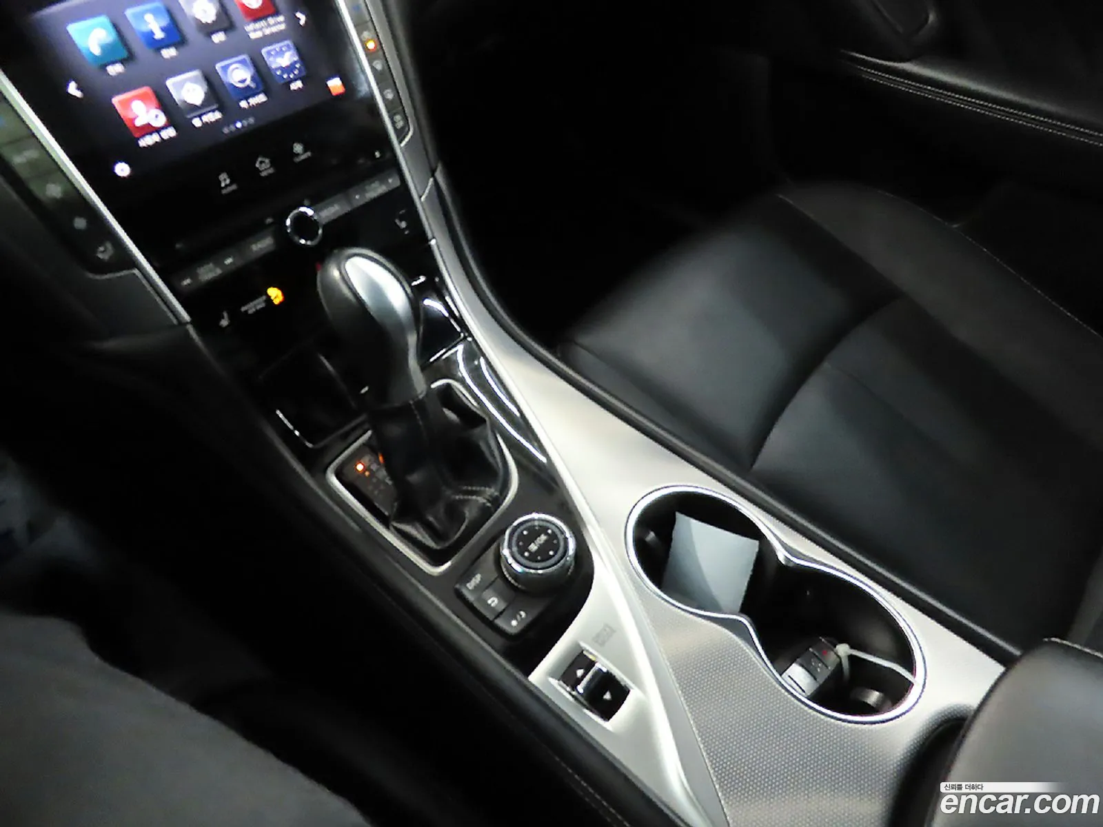 Infiniti Q50 2015 — 8