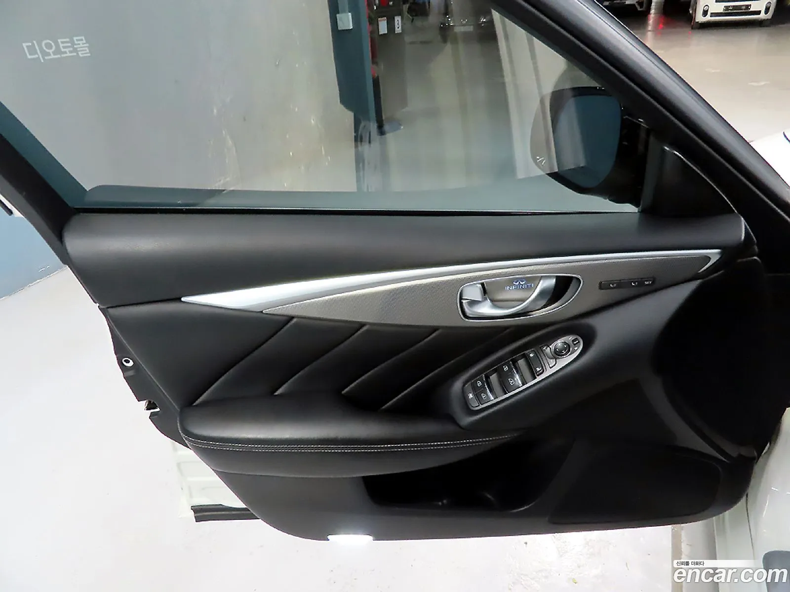 Infiniti Q50 2015 — 15