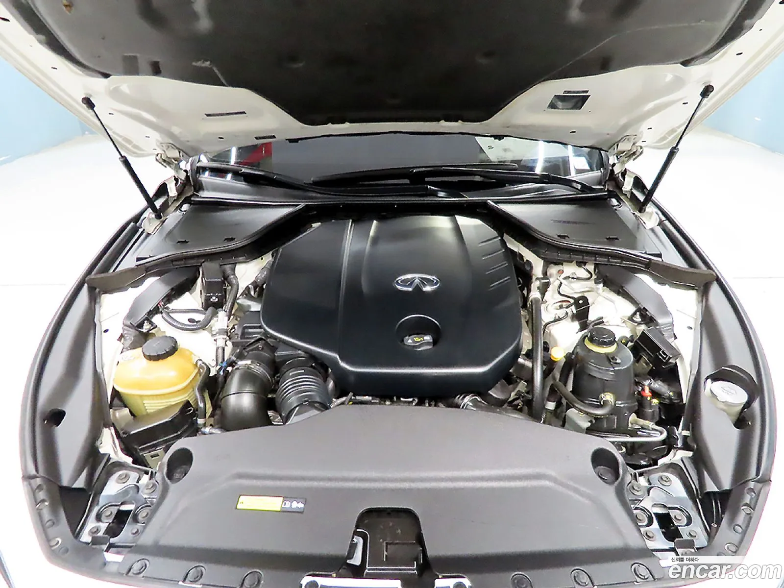 Infiniti Q50 2015 — 3