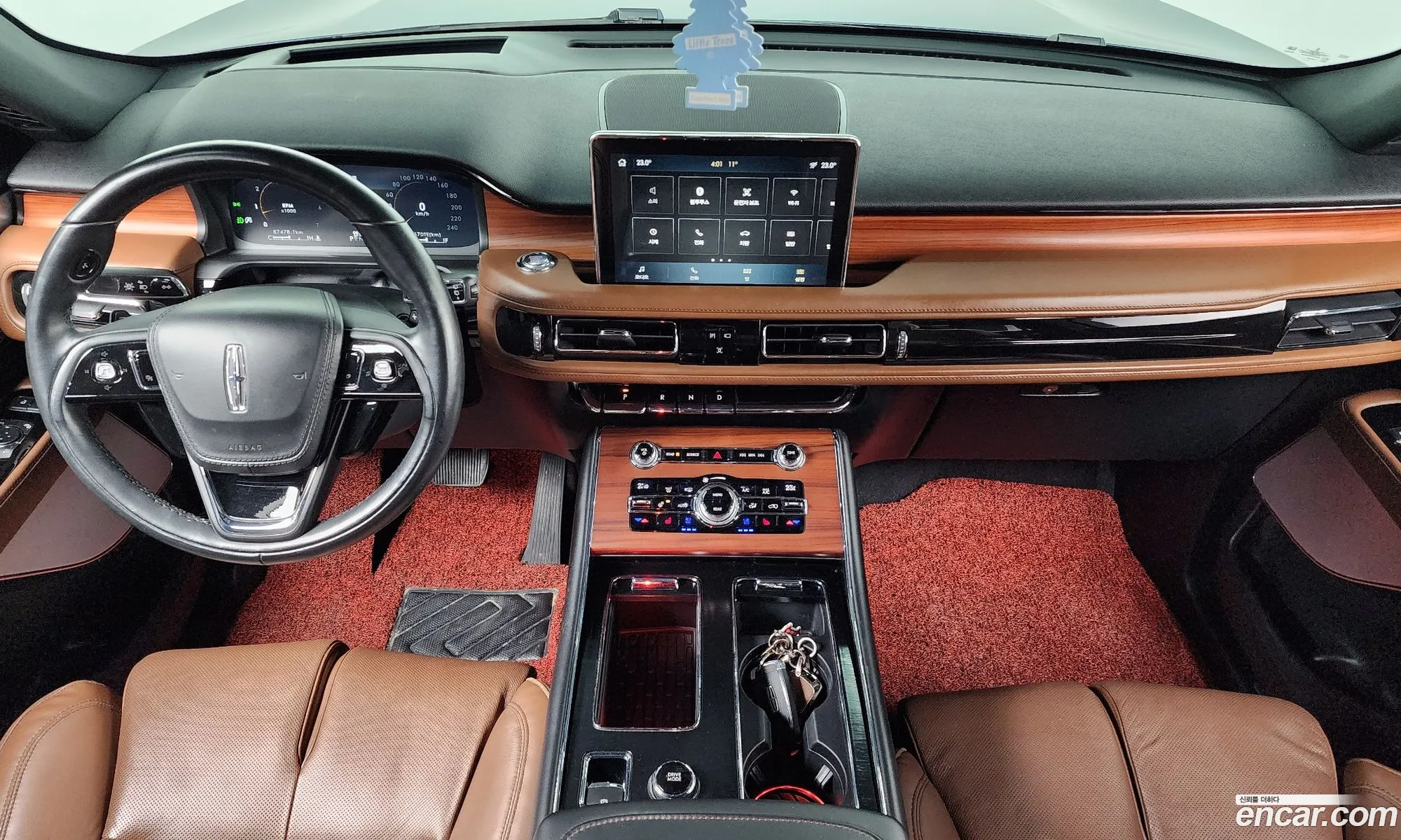 Lincoln Aviator 2020 5LM5J7XC1LGL11968 — 18