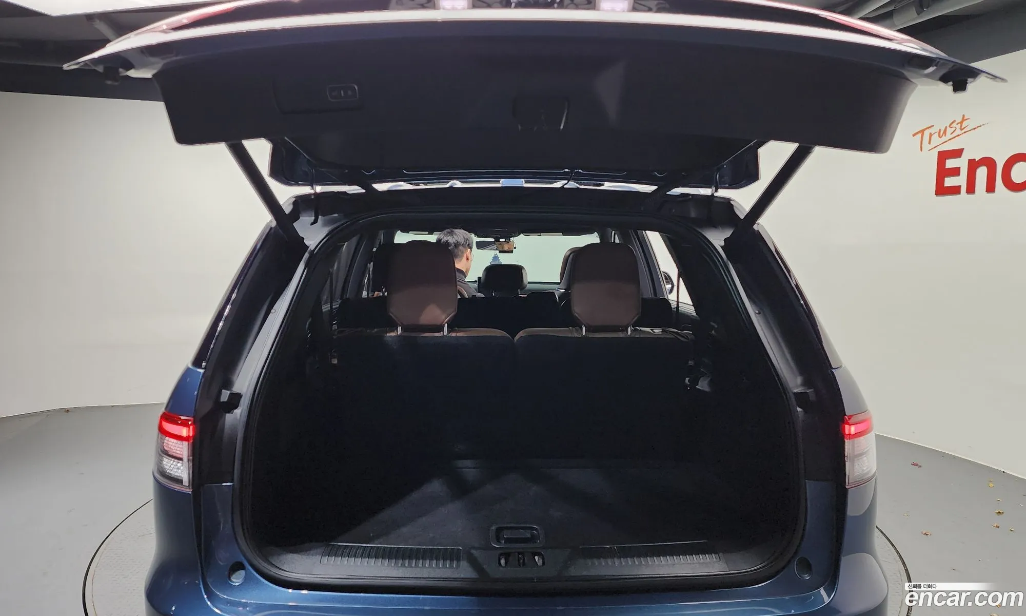 Lincoln Aviator 2020 5LM5J7XC1LGL11968 — 14