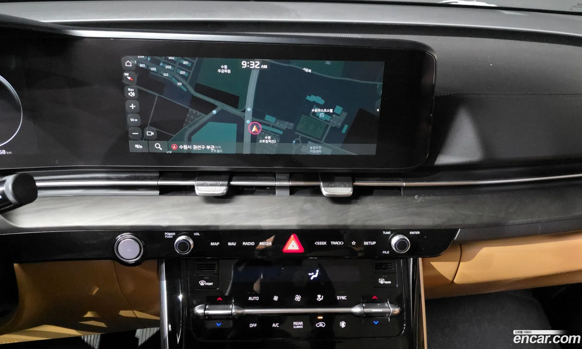 Kia Carnival 2022 — 18