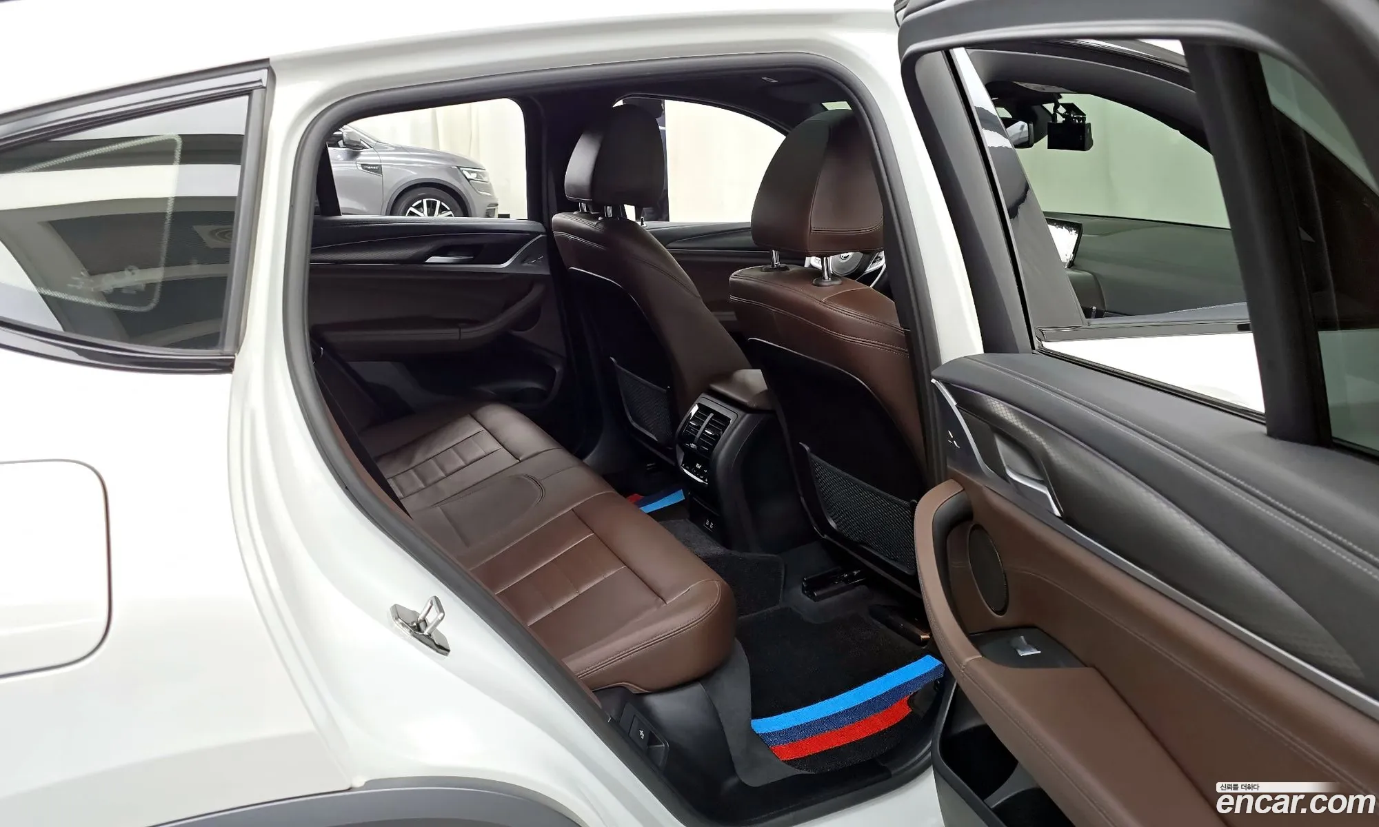 BMW X4 2021 WBA2V9108M9H15154 — 3