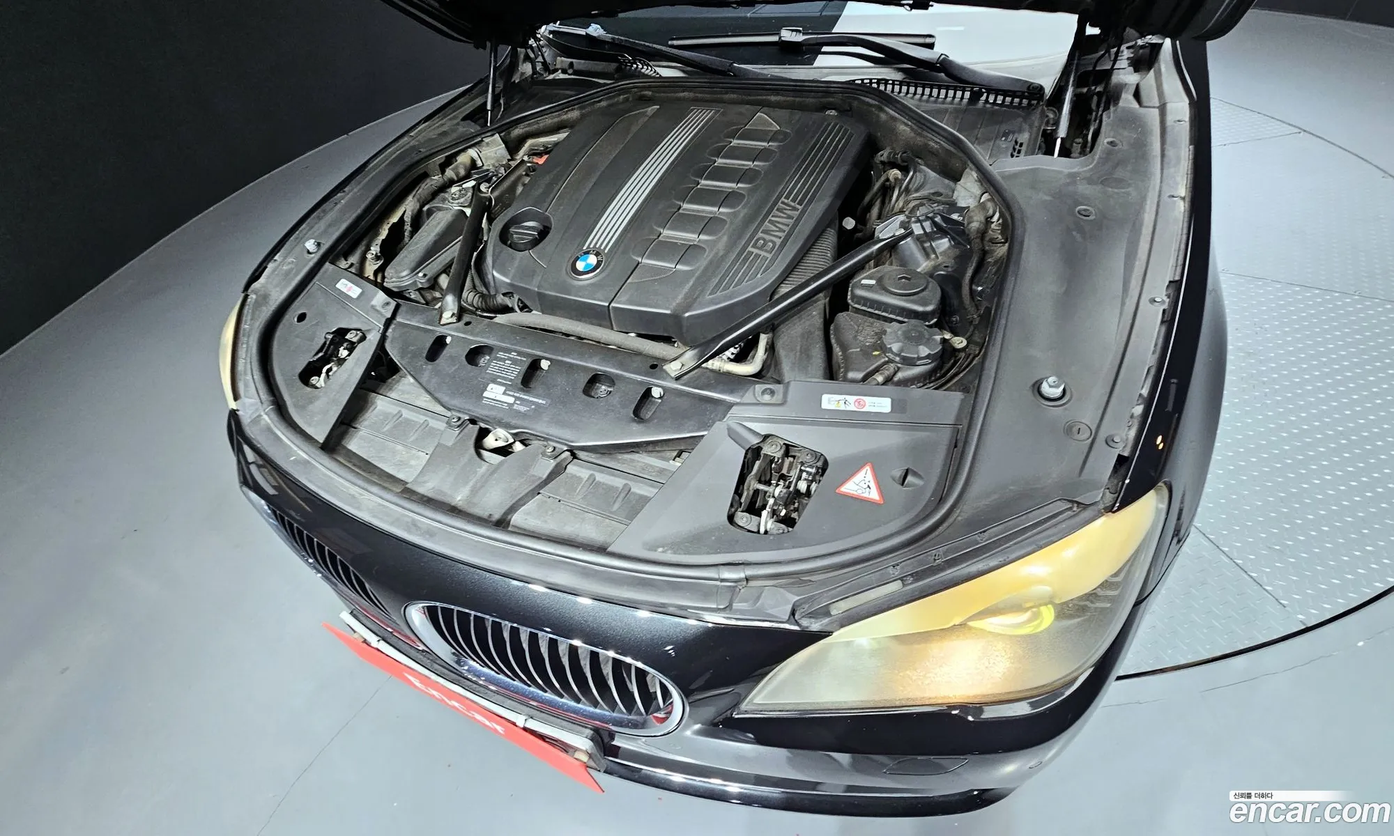 BMW 7 Series 2012 WBAKM4101CDK94506 — 17