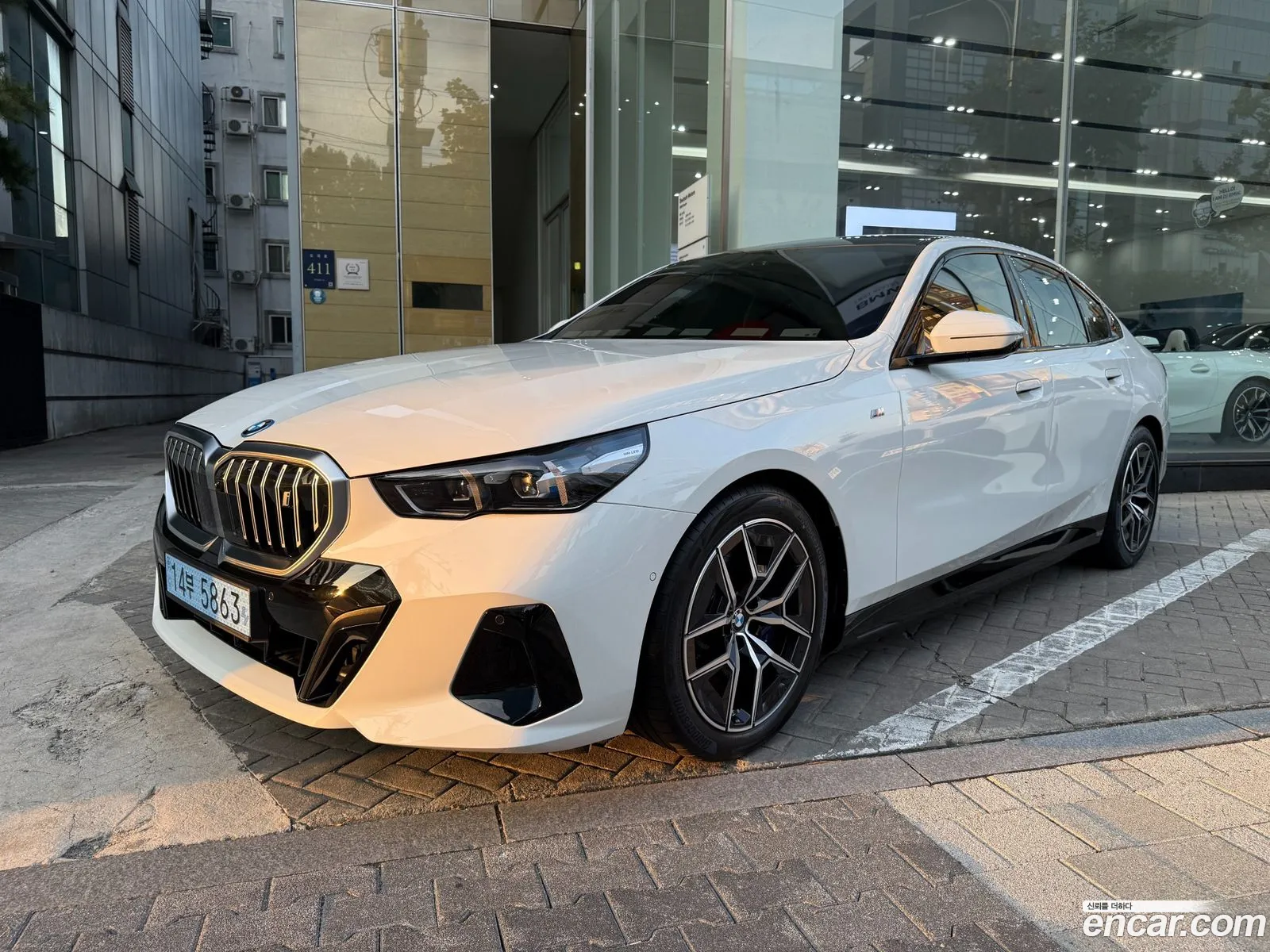BMW i5 2025 — 8