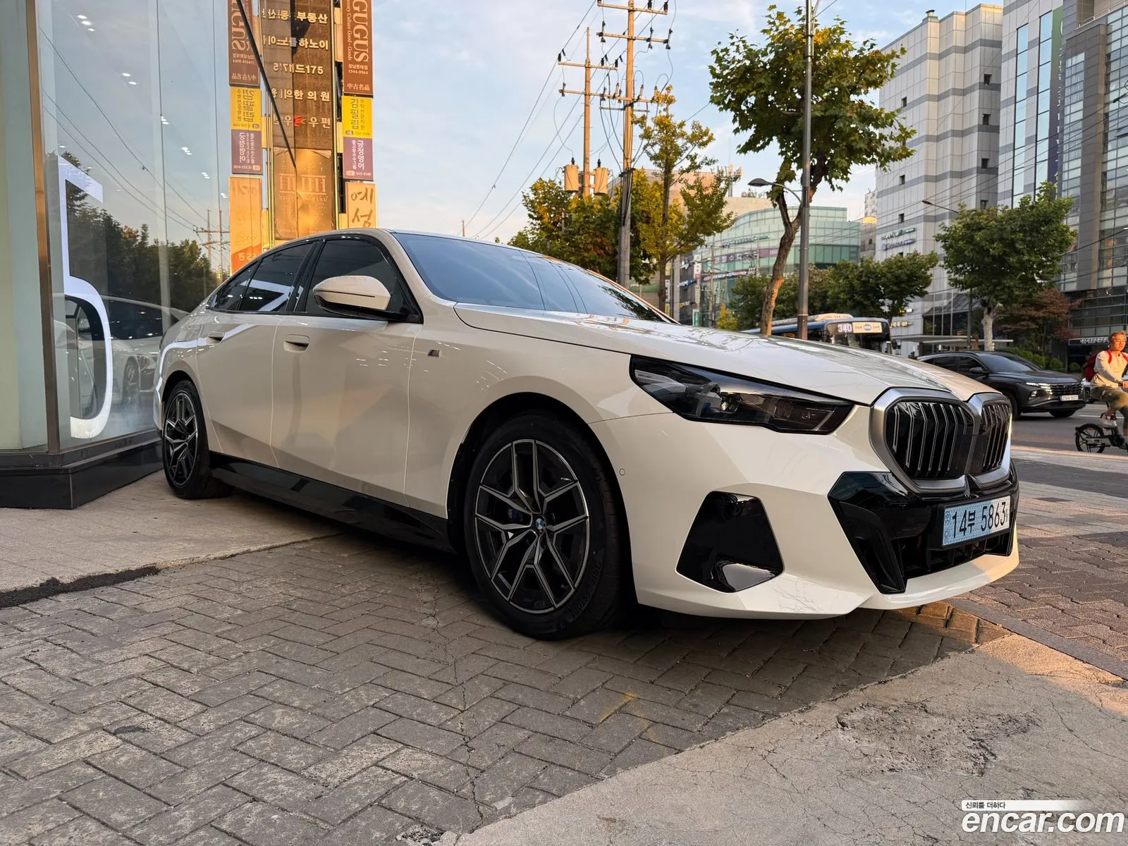 BMW i5 2025 — 14