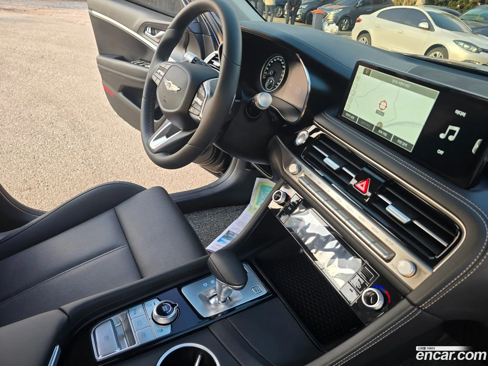 Genesis G70 2025 — 15