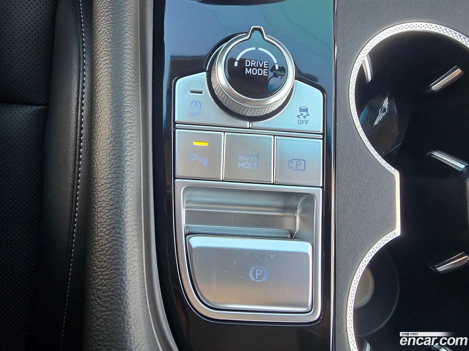 Genesis G70 2025 — 8