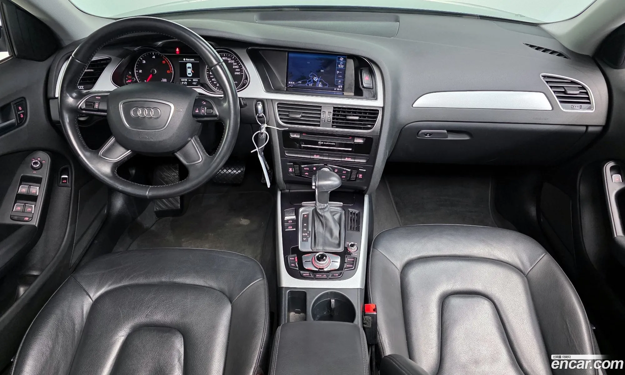 Audi A4 2015 WAUZZZ8K2FN031718 — 3