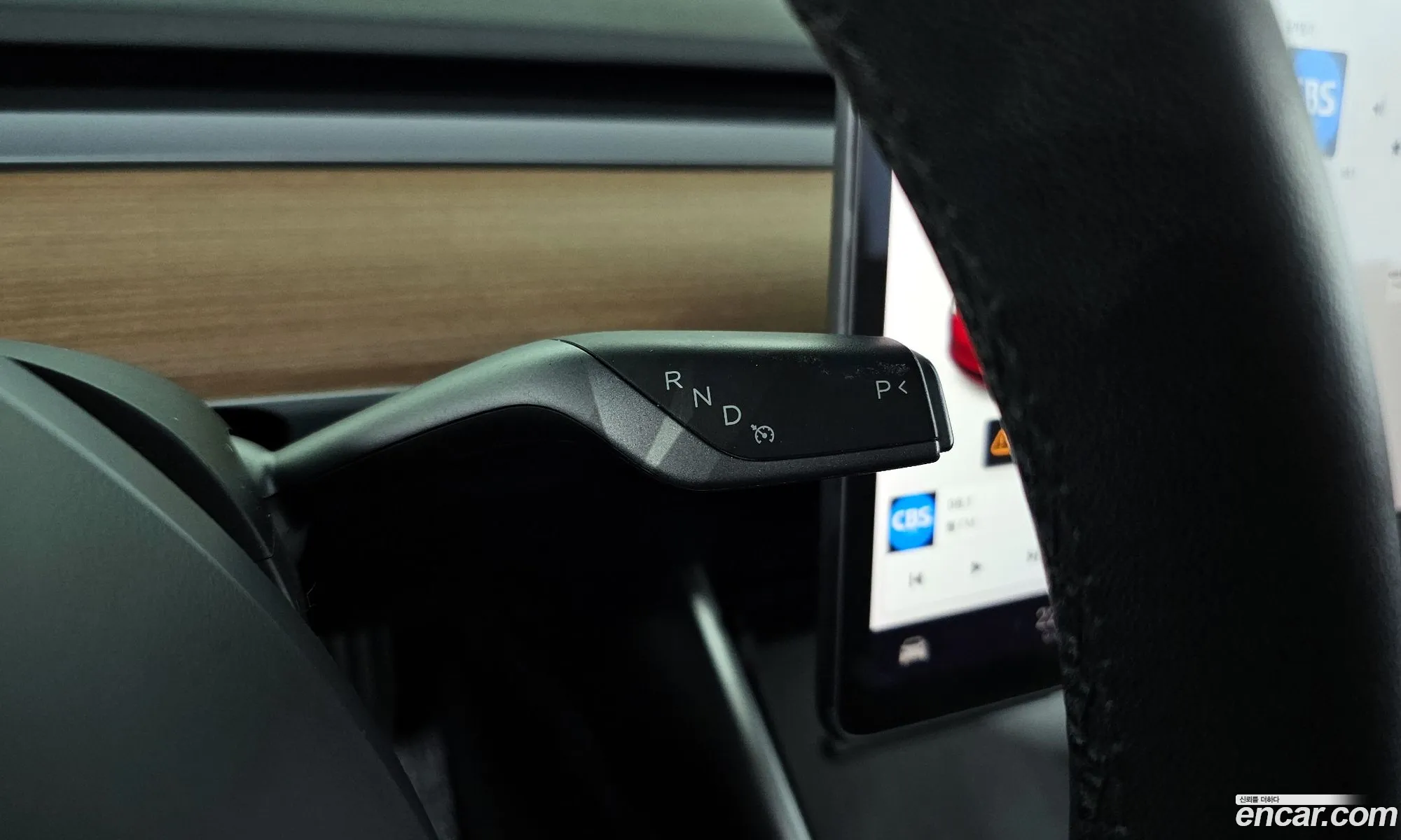 Tesla Model 3 2019 5YJ3E1EBXLF585190 — 4