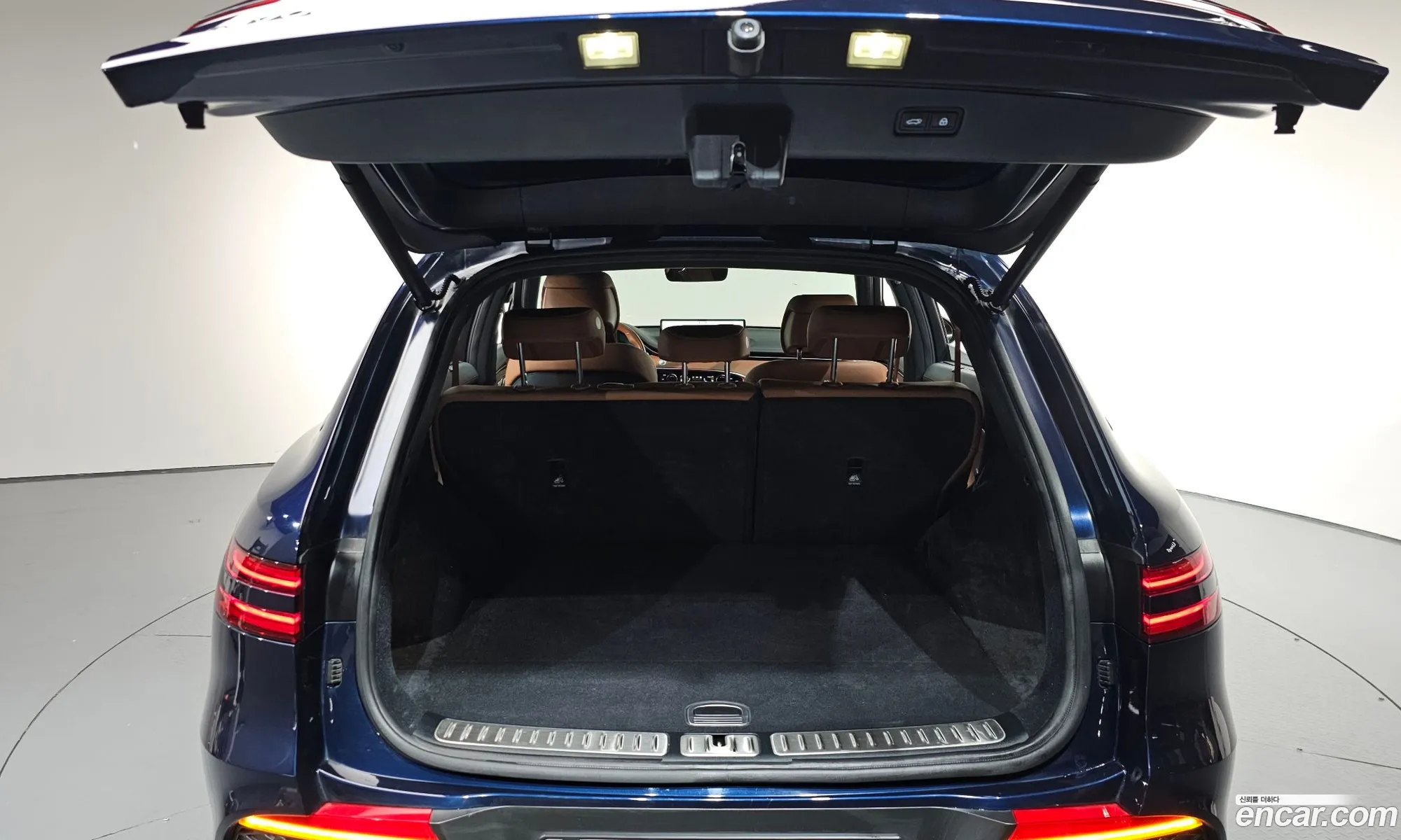 Genesis GV70 2021 — 3