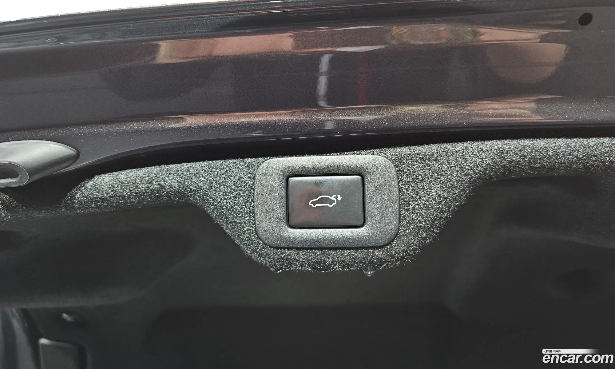 Lexus ES300h 7th Gen 2023 JTHBA1C13P2015878 — 13