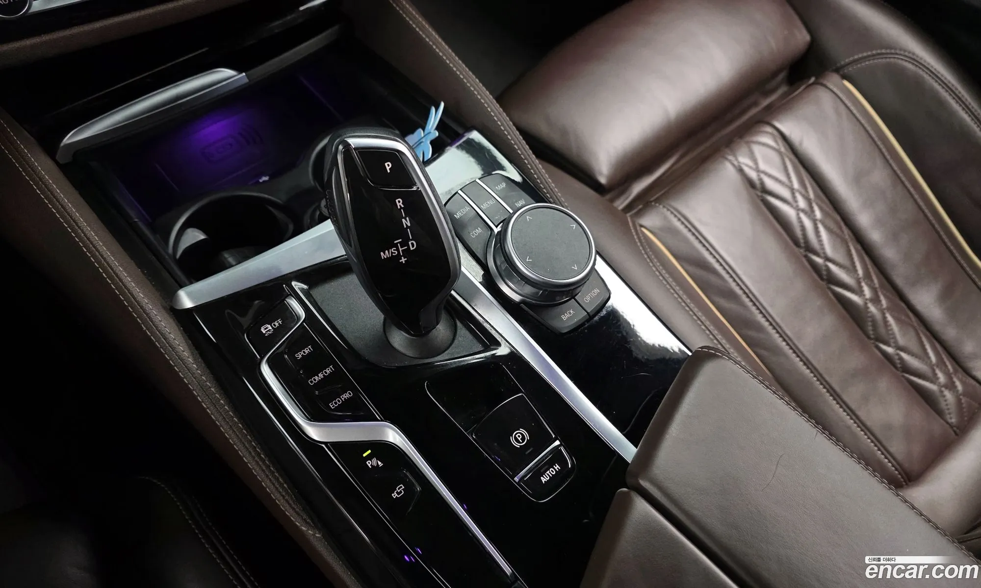 BMW 5 Series 2021 WBA11ES00MWX30194 — 9