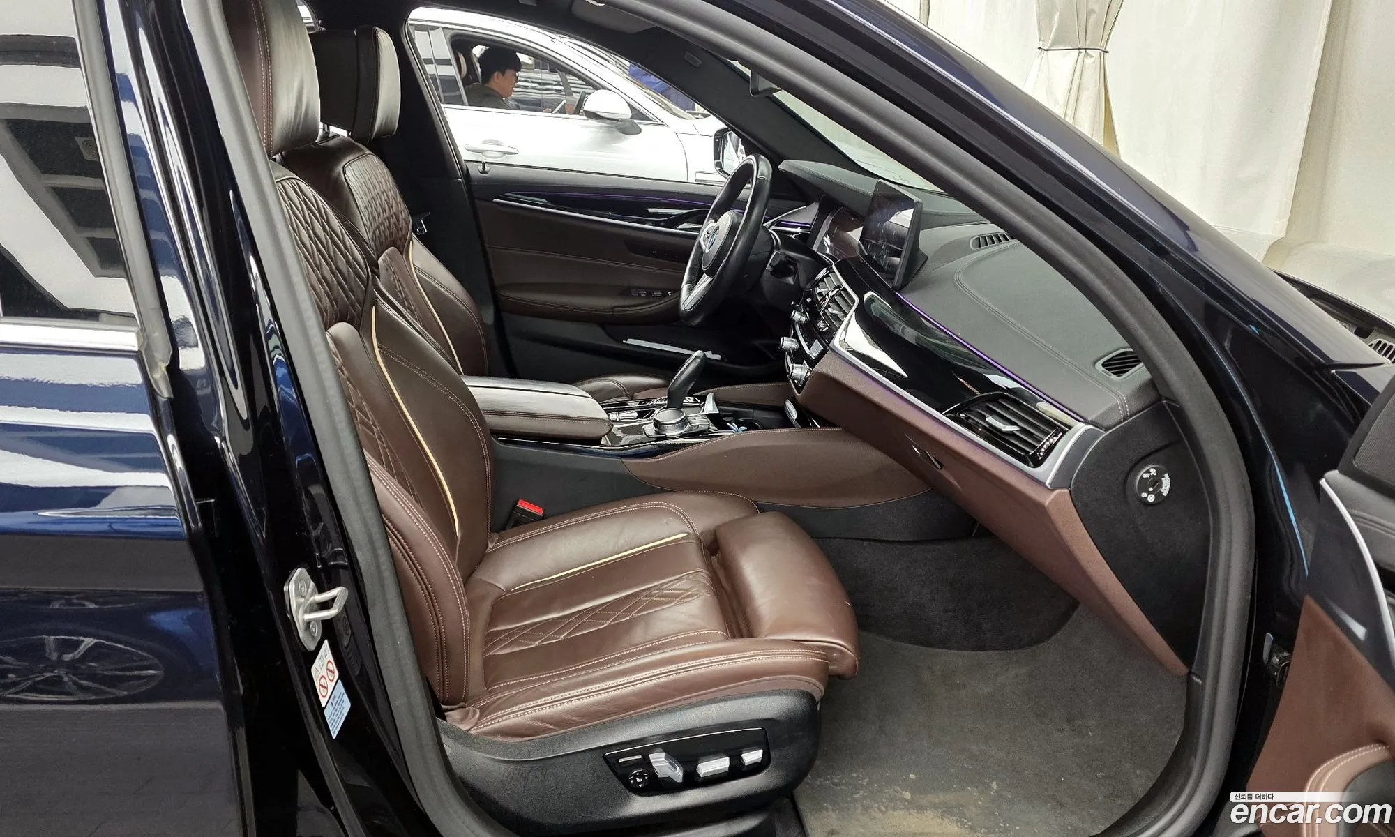 BMW 5 Series 2021 WBA11ES00MWX30194 — 7
