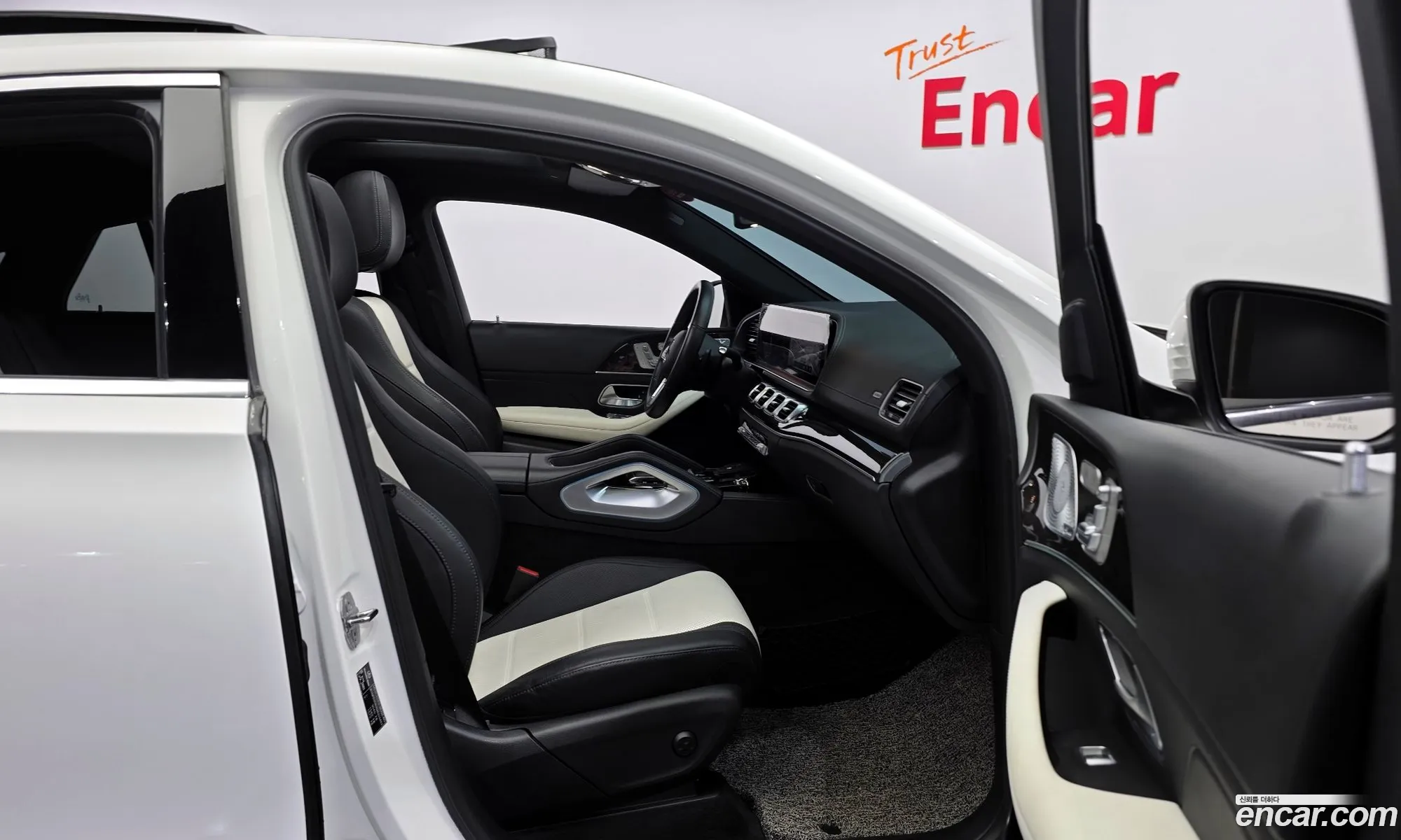Mercedes-Benz GLE-Class W167 2021 — 16