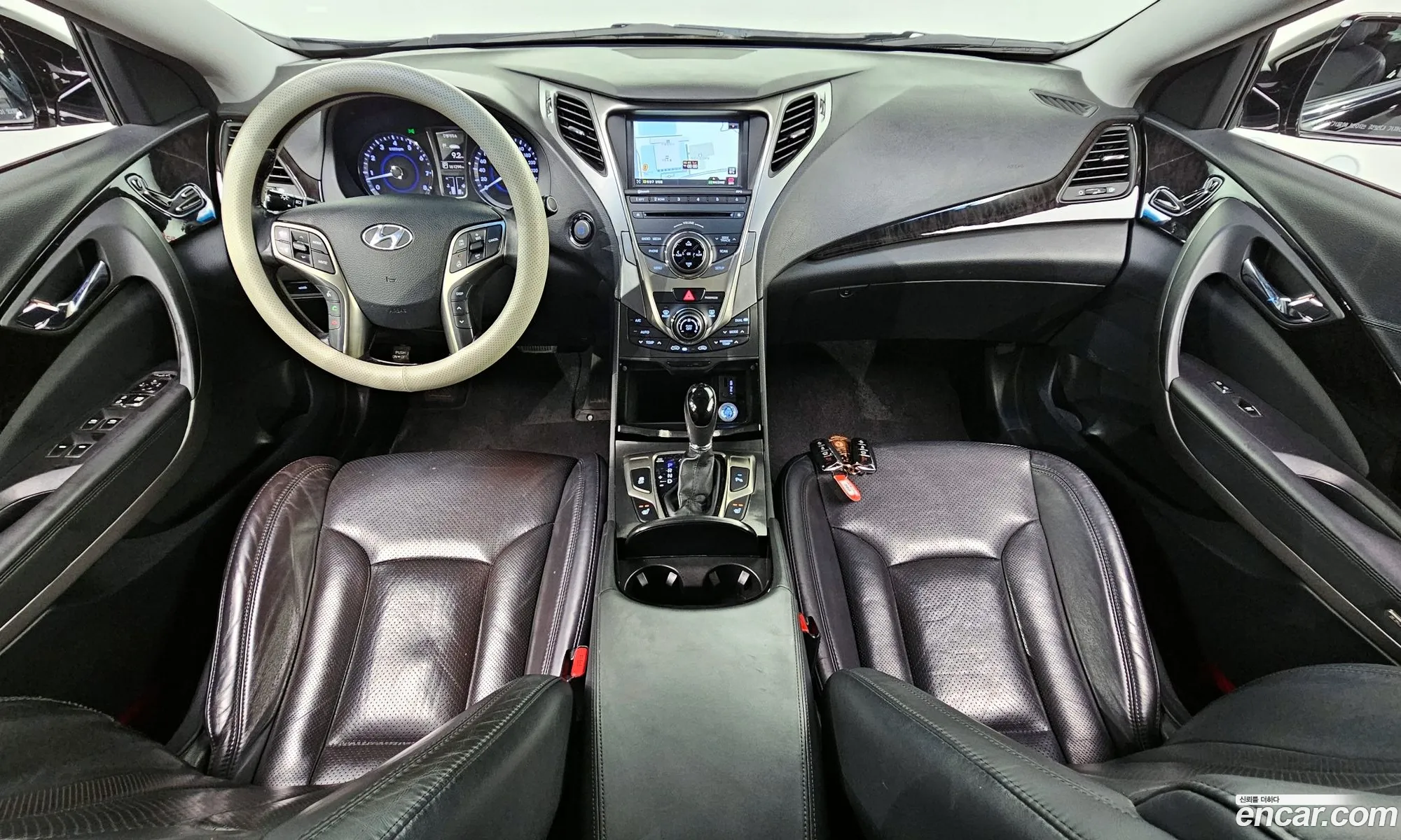 Hyundai Grandeur HG 2014 — 8