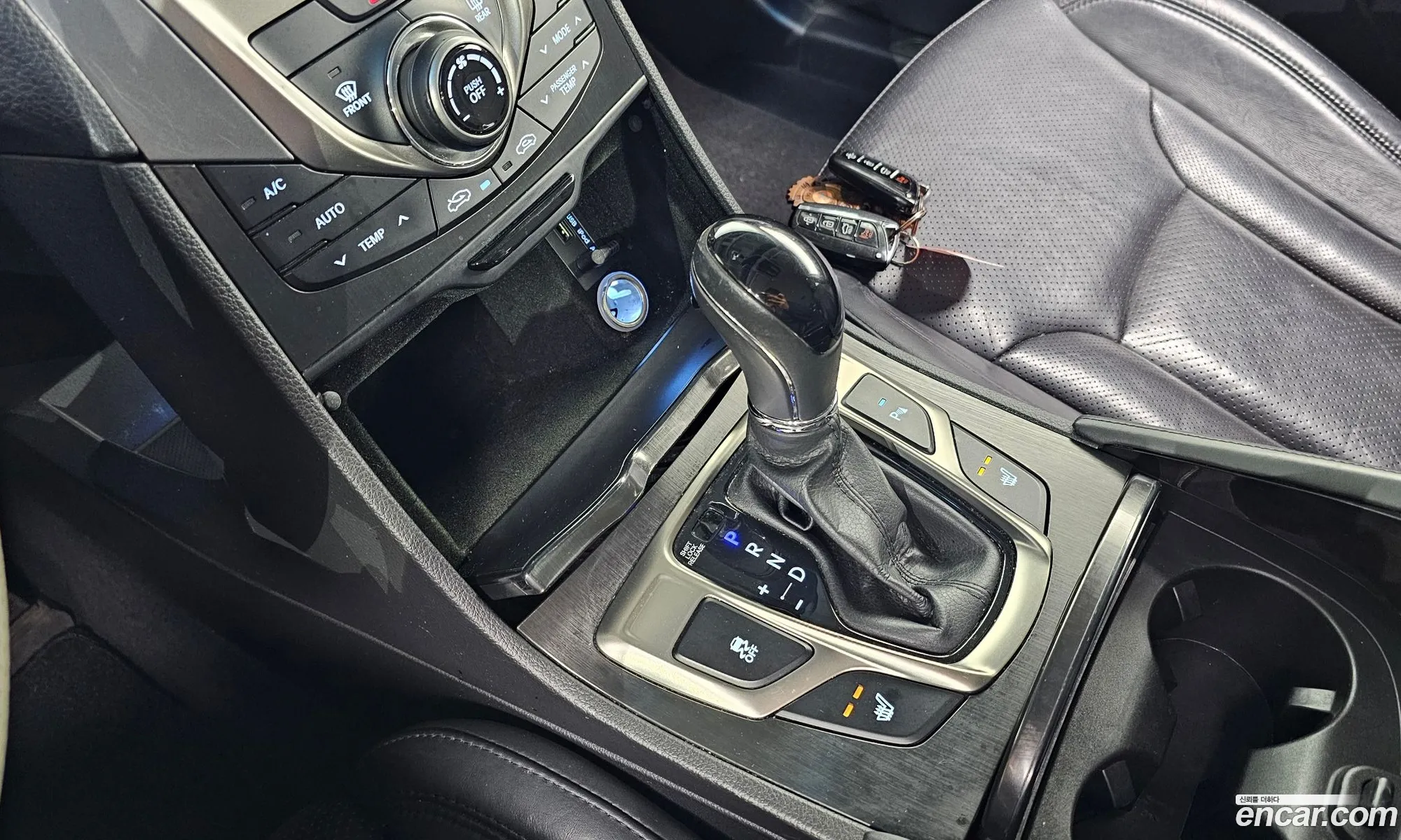 Hyundai Grandeur HG 2014 — 19