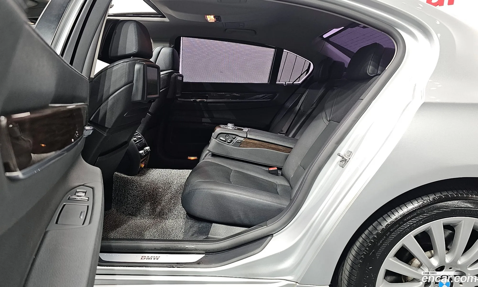 BMW 7 Series 2010 WBAKB4101AC629773 — 6