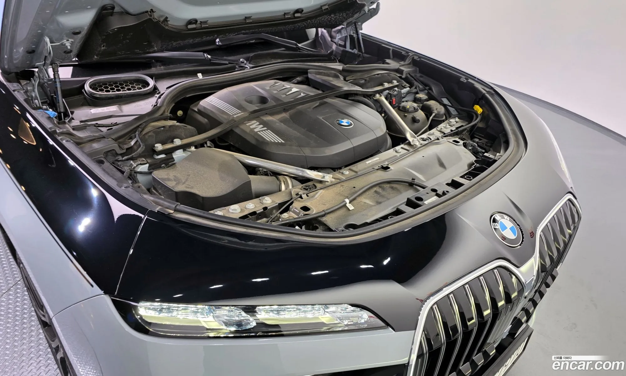 BMW 7 Series 2024 WBA31EH09RCS21696 — 19