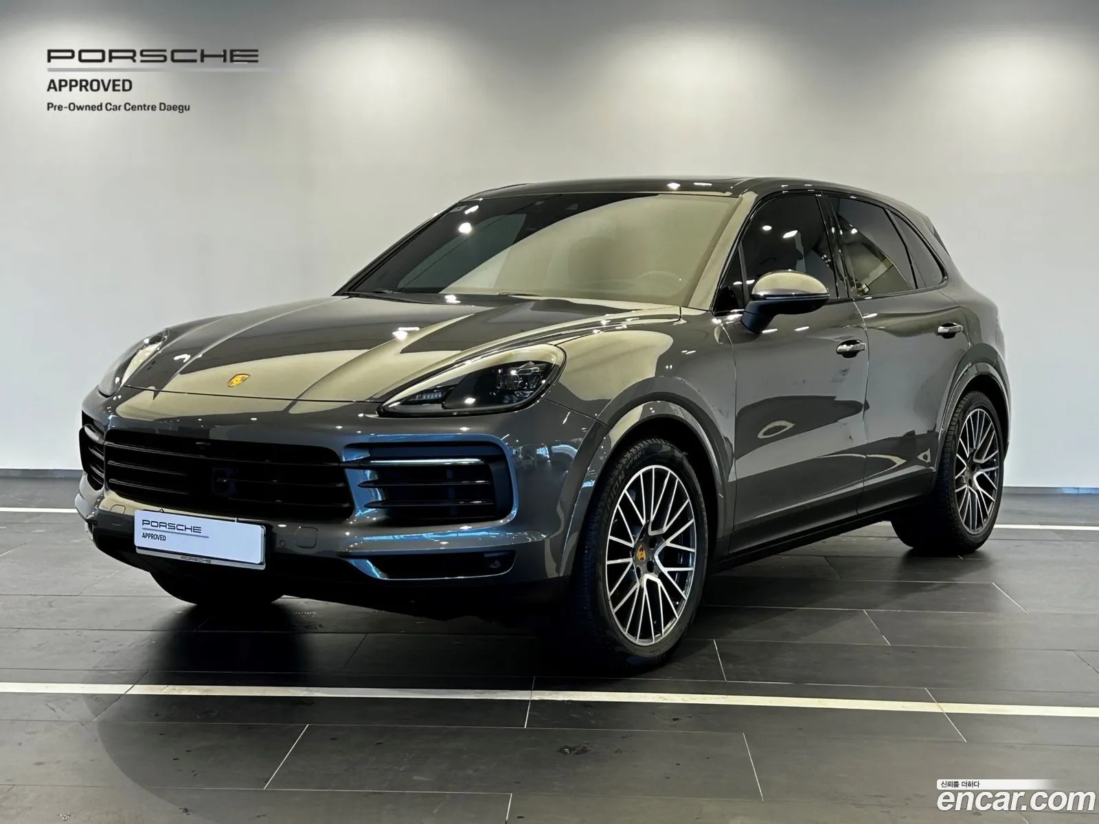 Porsche Cayenne 2022 — 18