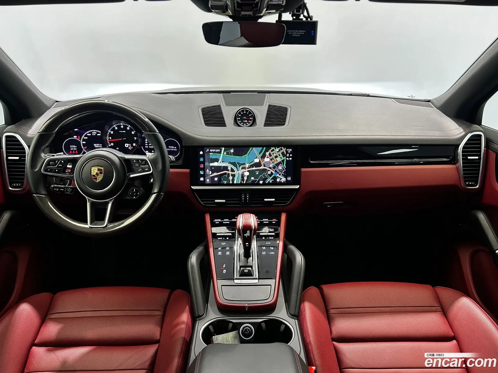 Porsche Cayenne 2022 — 3