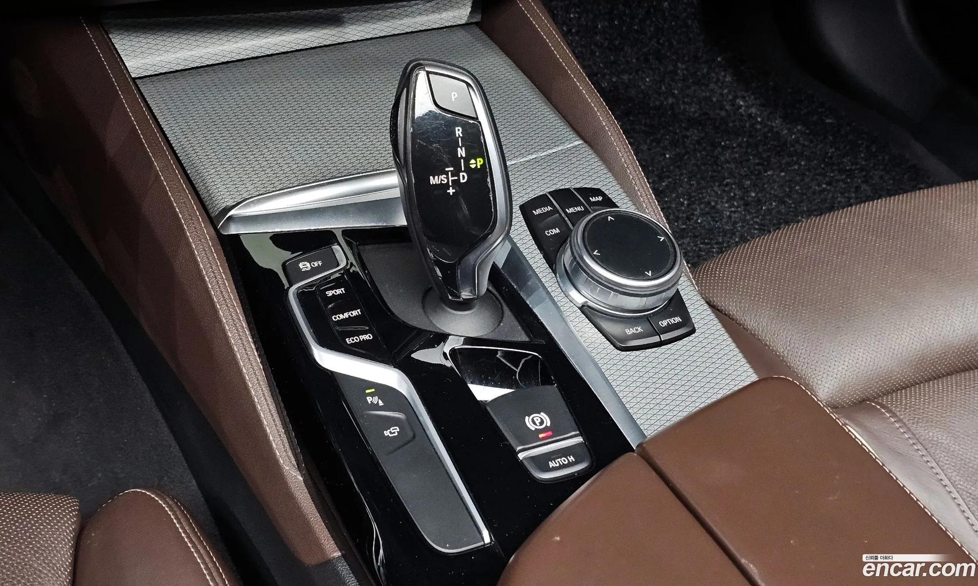 BMW 5 Series 2019 — 5