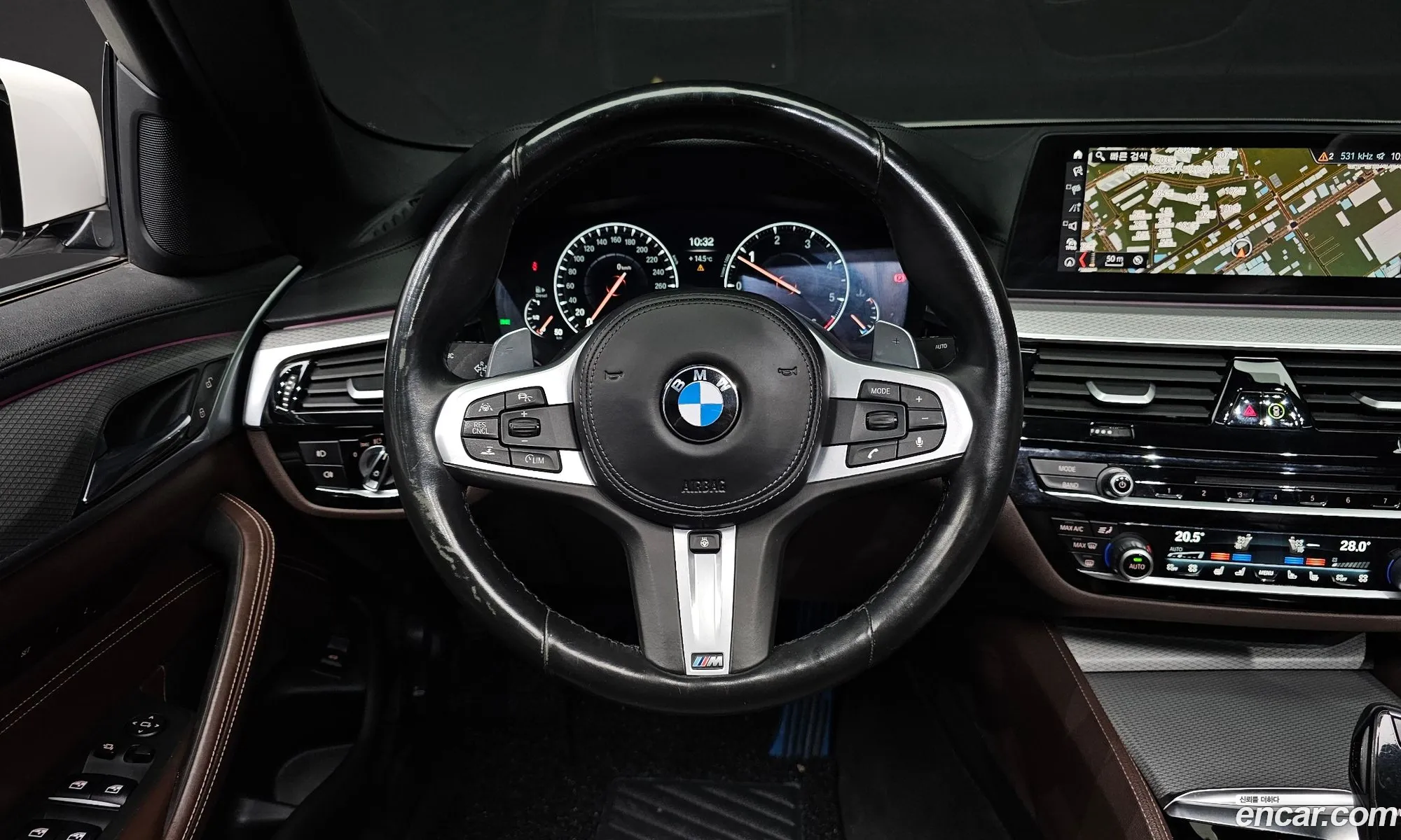 BMW 5 Series 2019 — 16