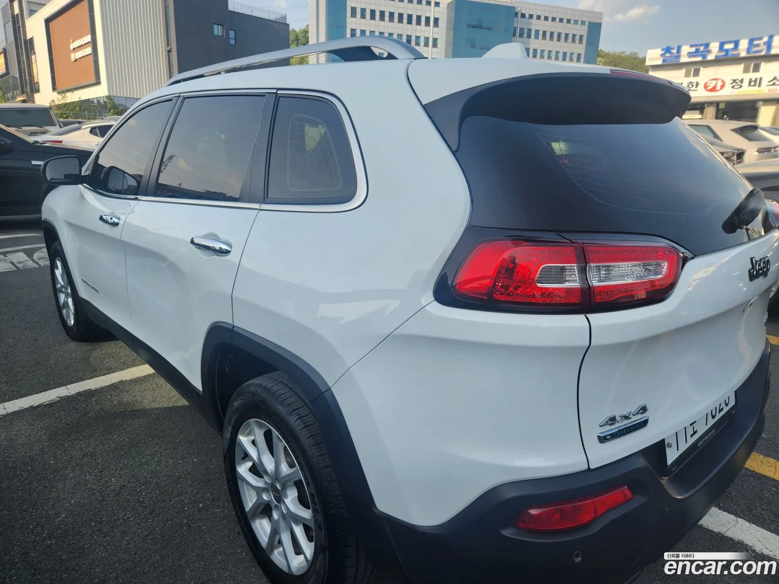 Jeep Cherokee 2015 — 20
