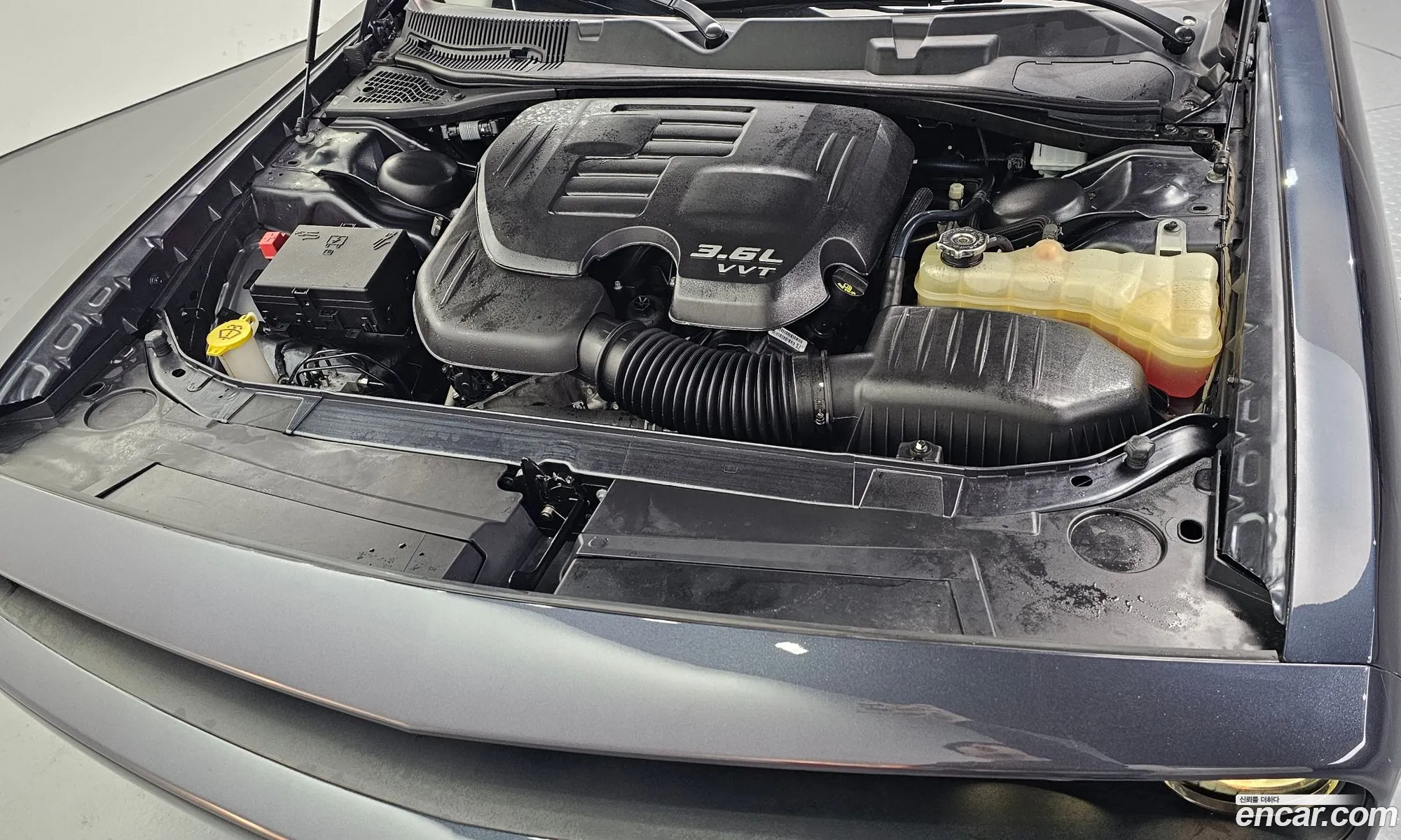Dodge Challenger 2018 2C3CDZAG — 13