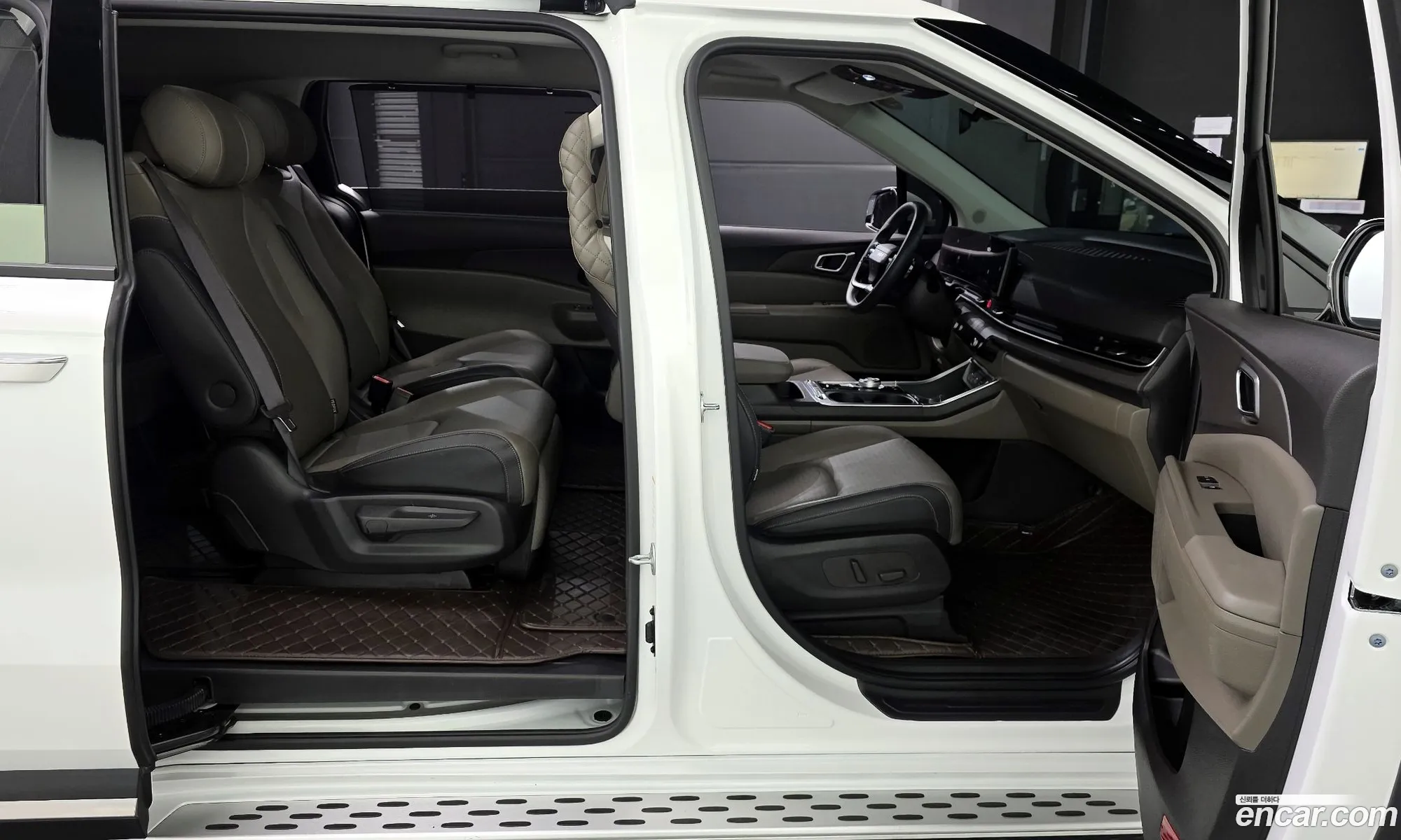 Kia Carnival 2025 — 7