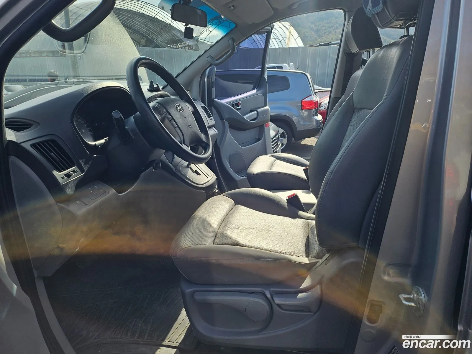 Hyundai Grand Starex 2015 — 15