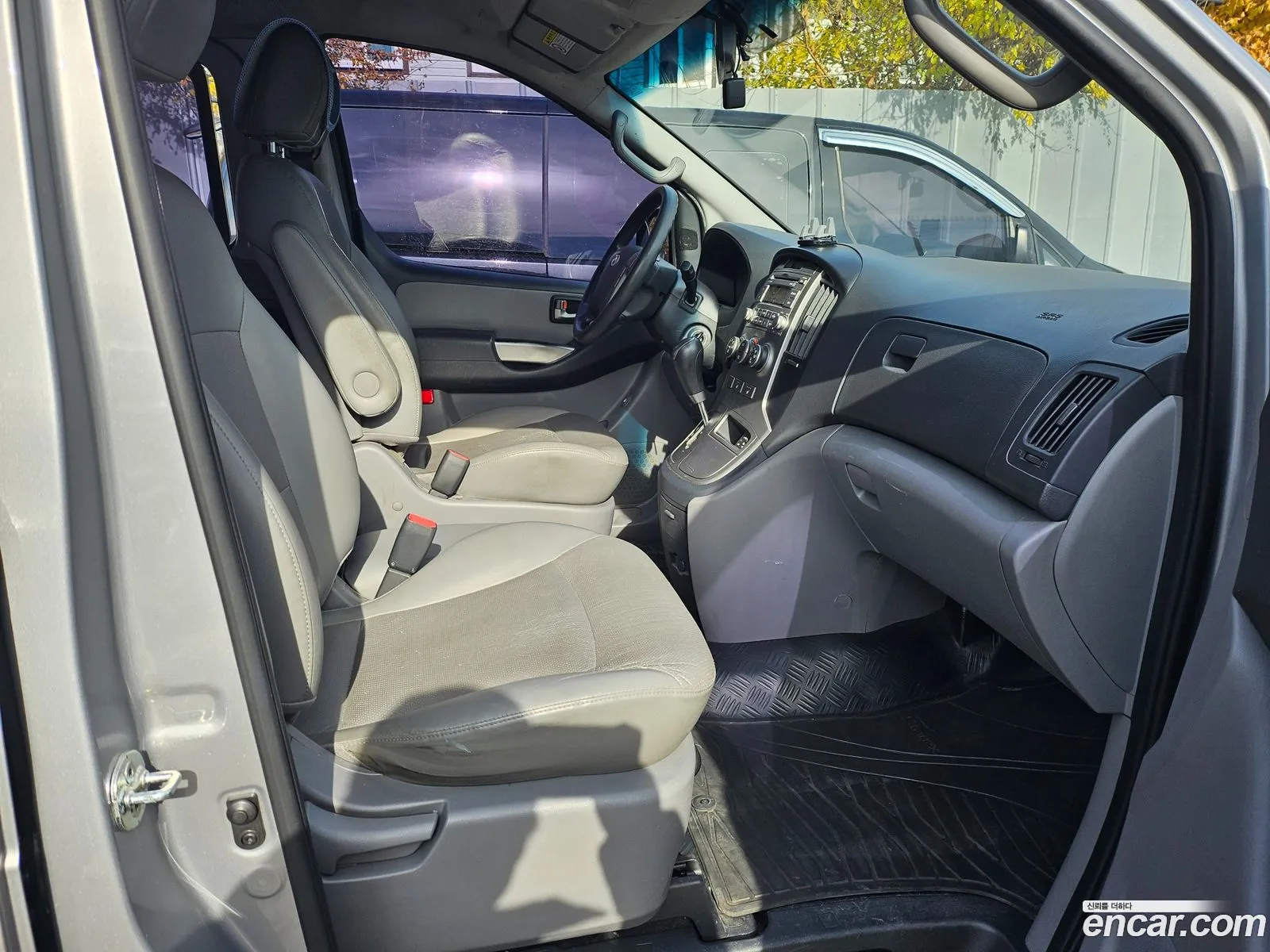 Hyundai Grand Starex 2015 — 10