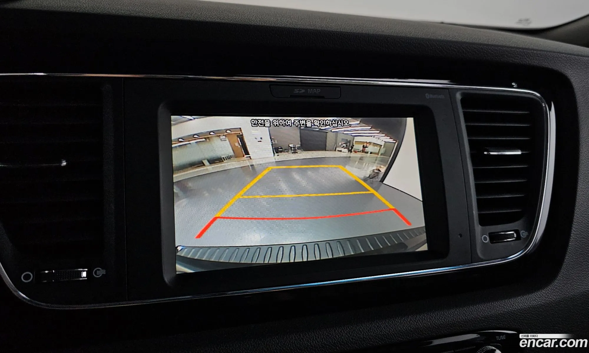 Kia Carnival 2016 — 20
