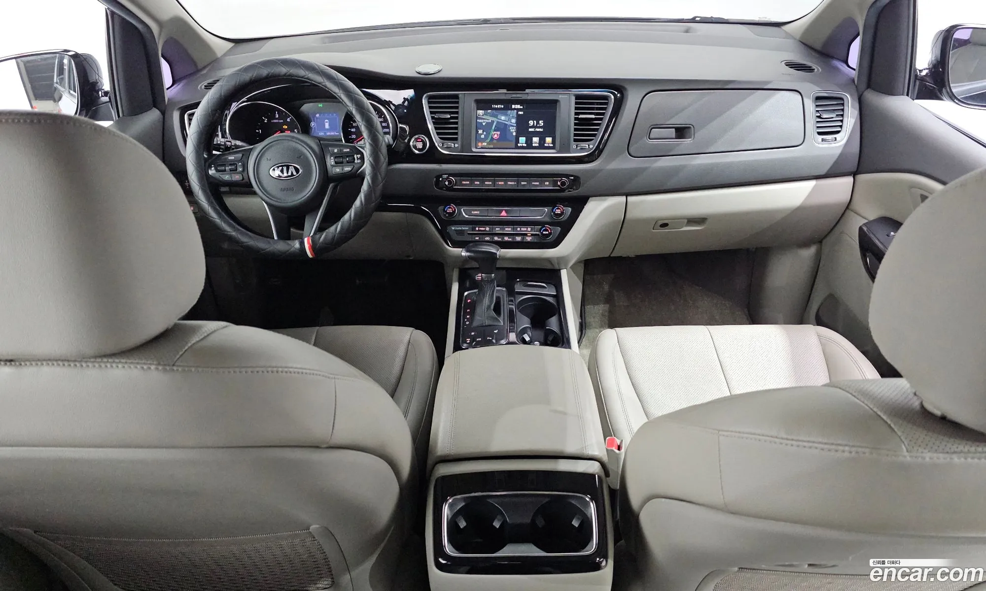 Kia Carnival 2016 — 19