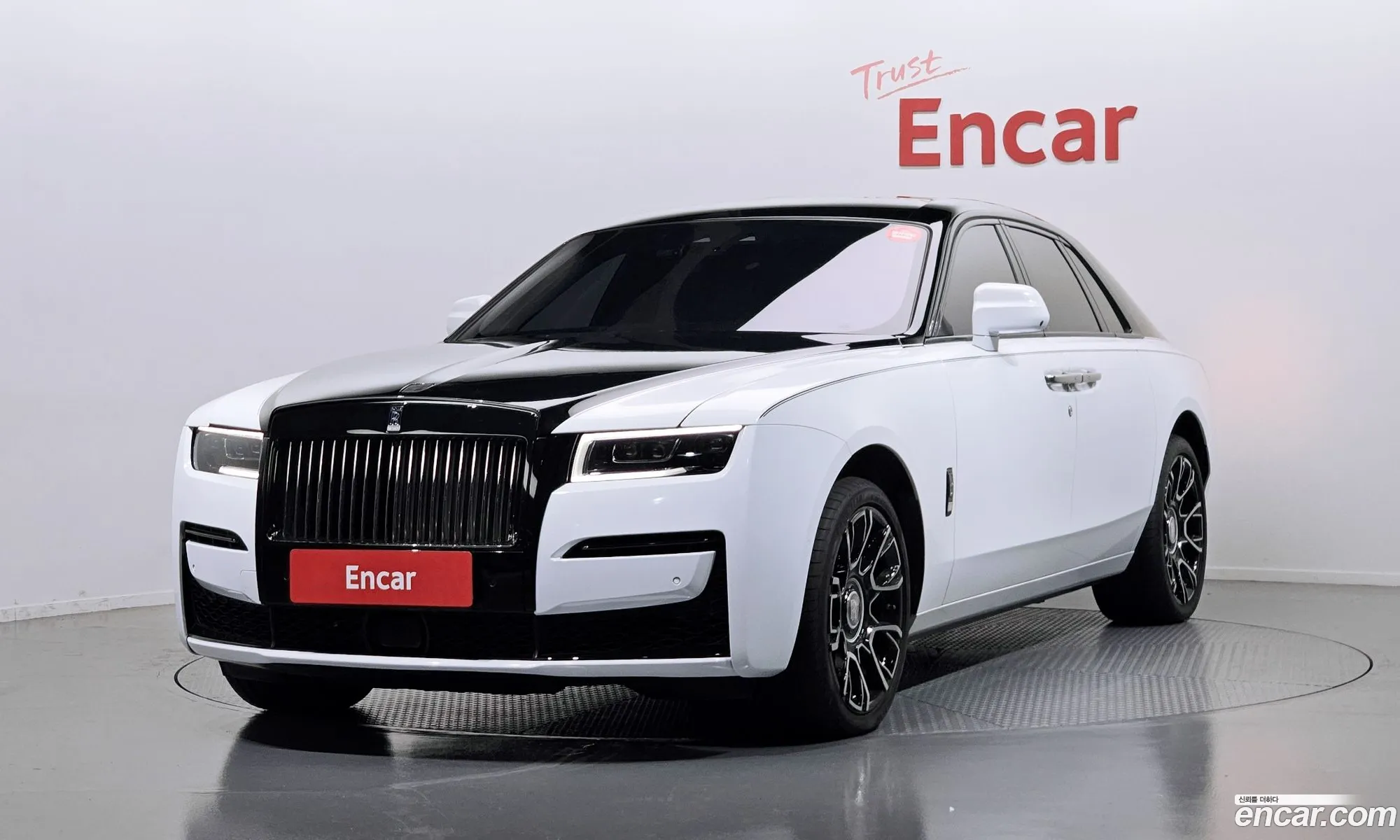 Rolls-Royce Ghost 2024 — 19