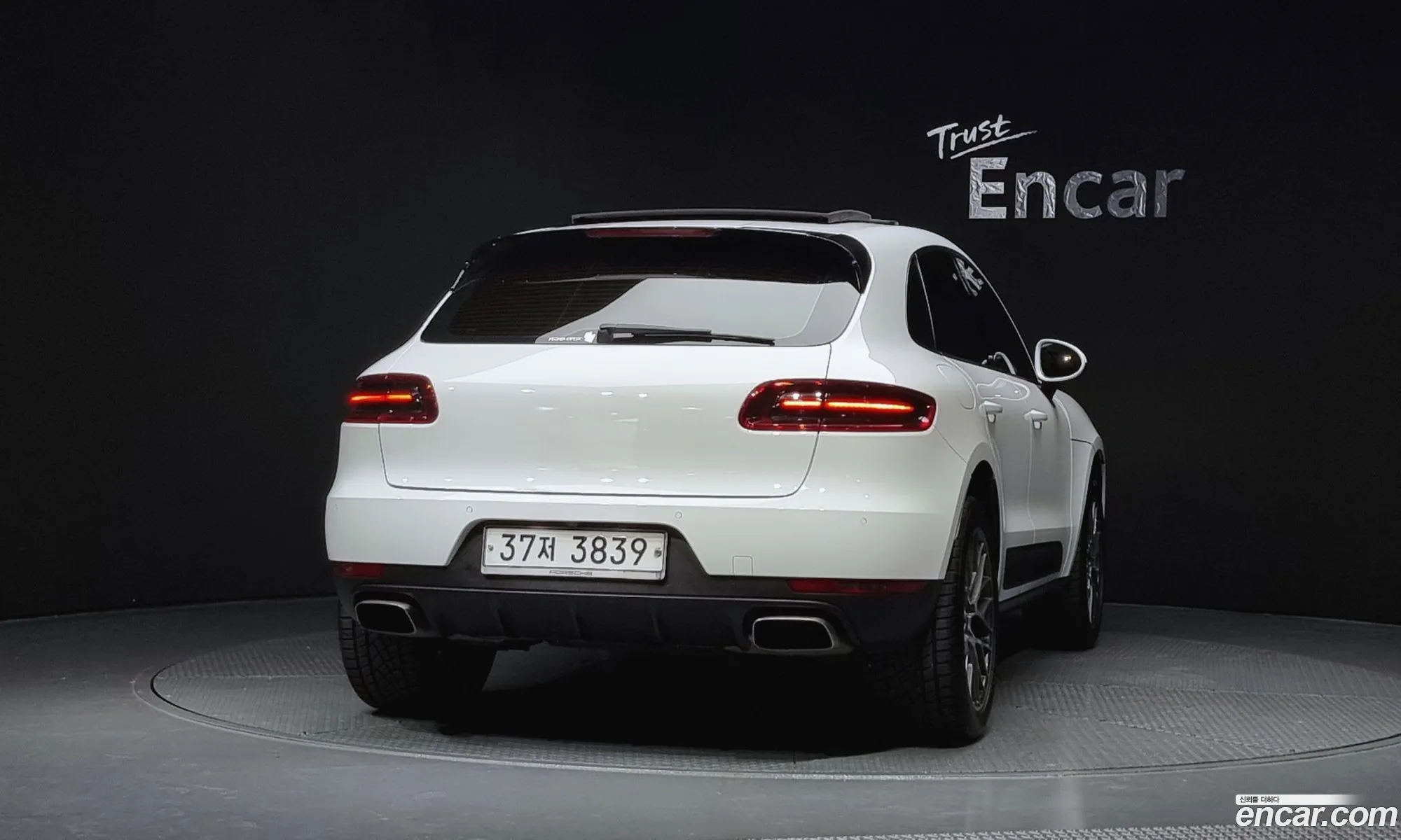 Porsche Macan 2018 WP1AA295XJLB22651 — 11