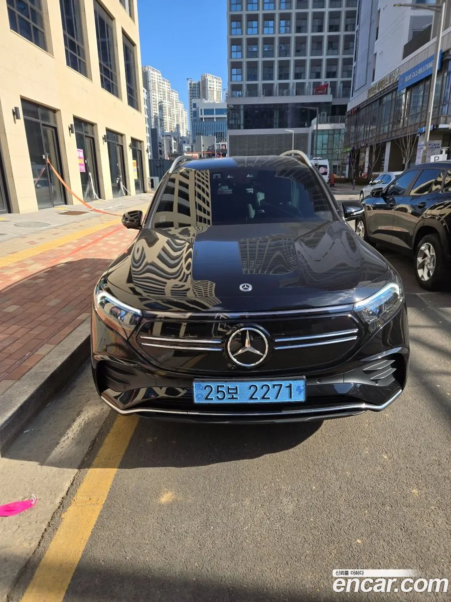 Mercedes-Benz EQB X243 2023 — 7
