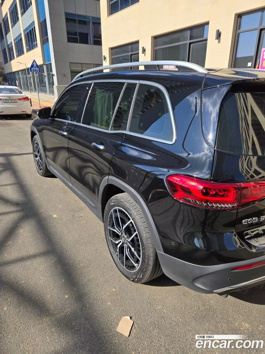 Mercedes-Benz EQB X243 2023 — 11