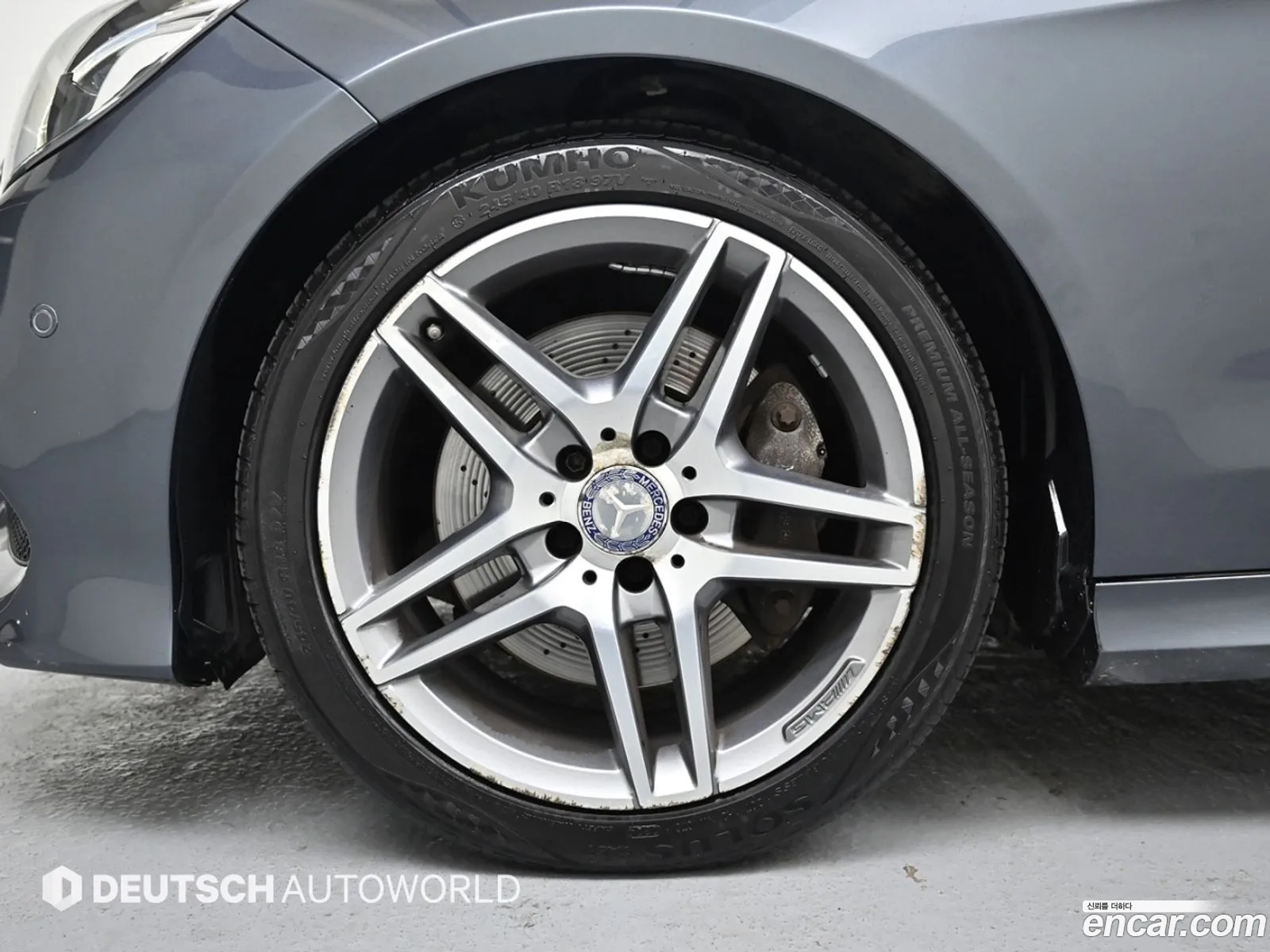 Mercedes-Benz E-Class W212 2016 — 18