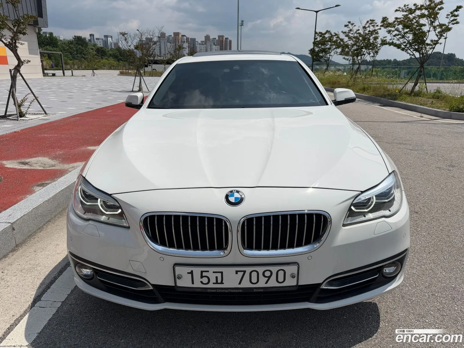 BMW 5 Series 2015 — 2